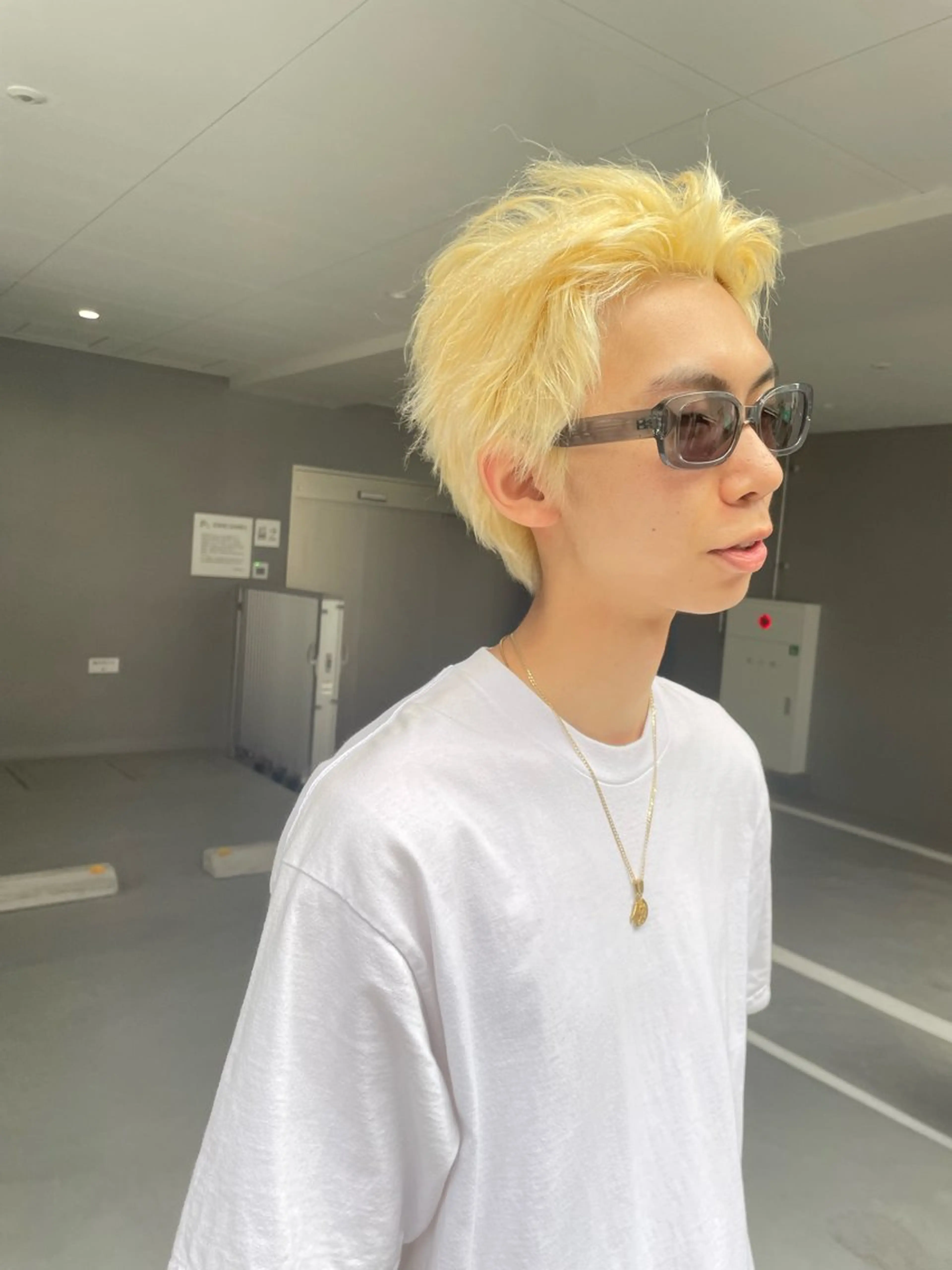 ショート カラー 森田 博樹のヘアスタイル