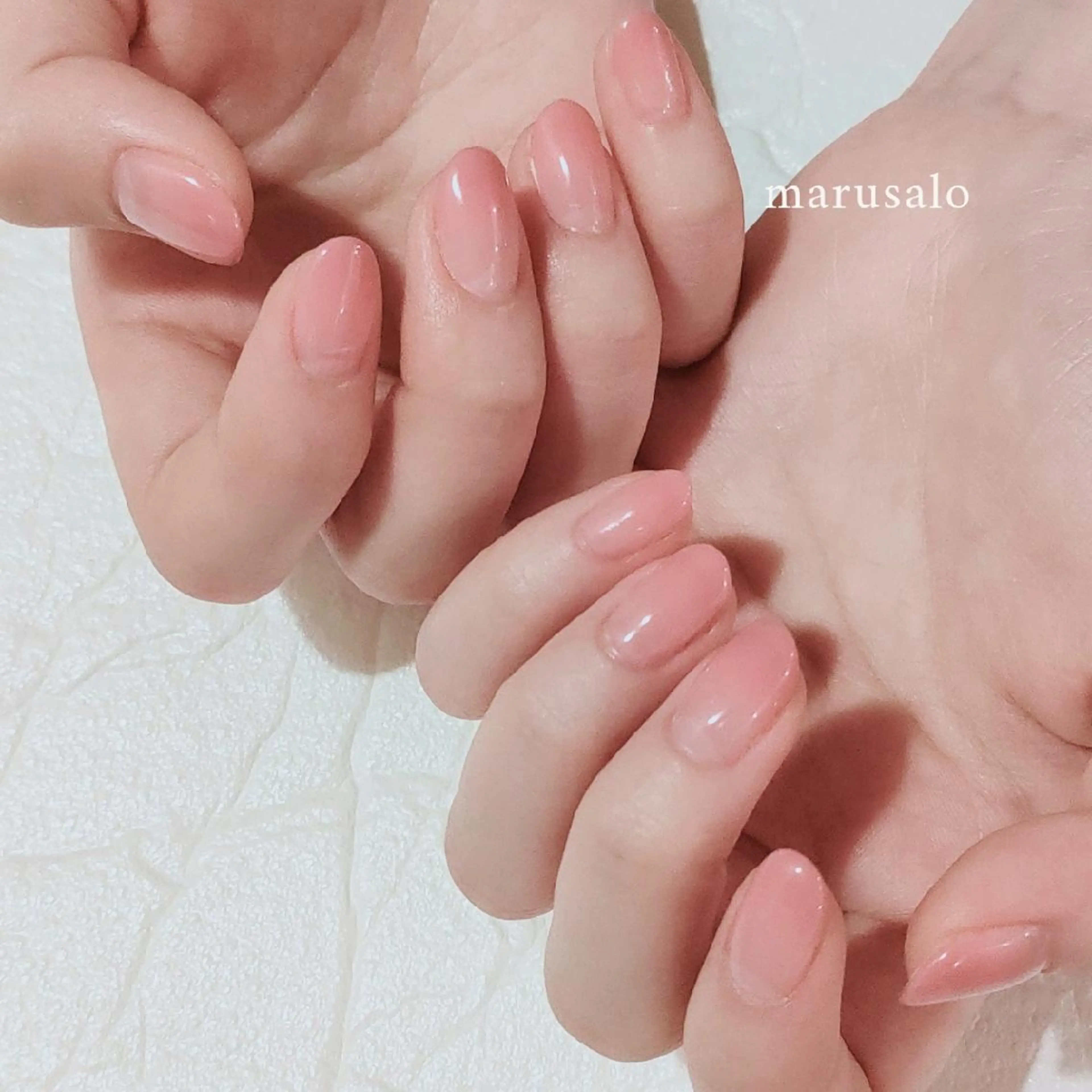 ネイル グラデーション オフィスネイル ピンク ピンクベージュ シンプルネイル ハンドネイル marusalo nailのネイルデザイン