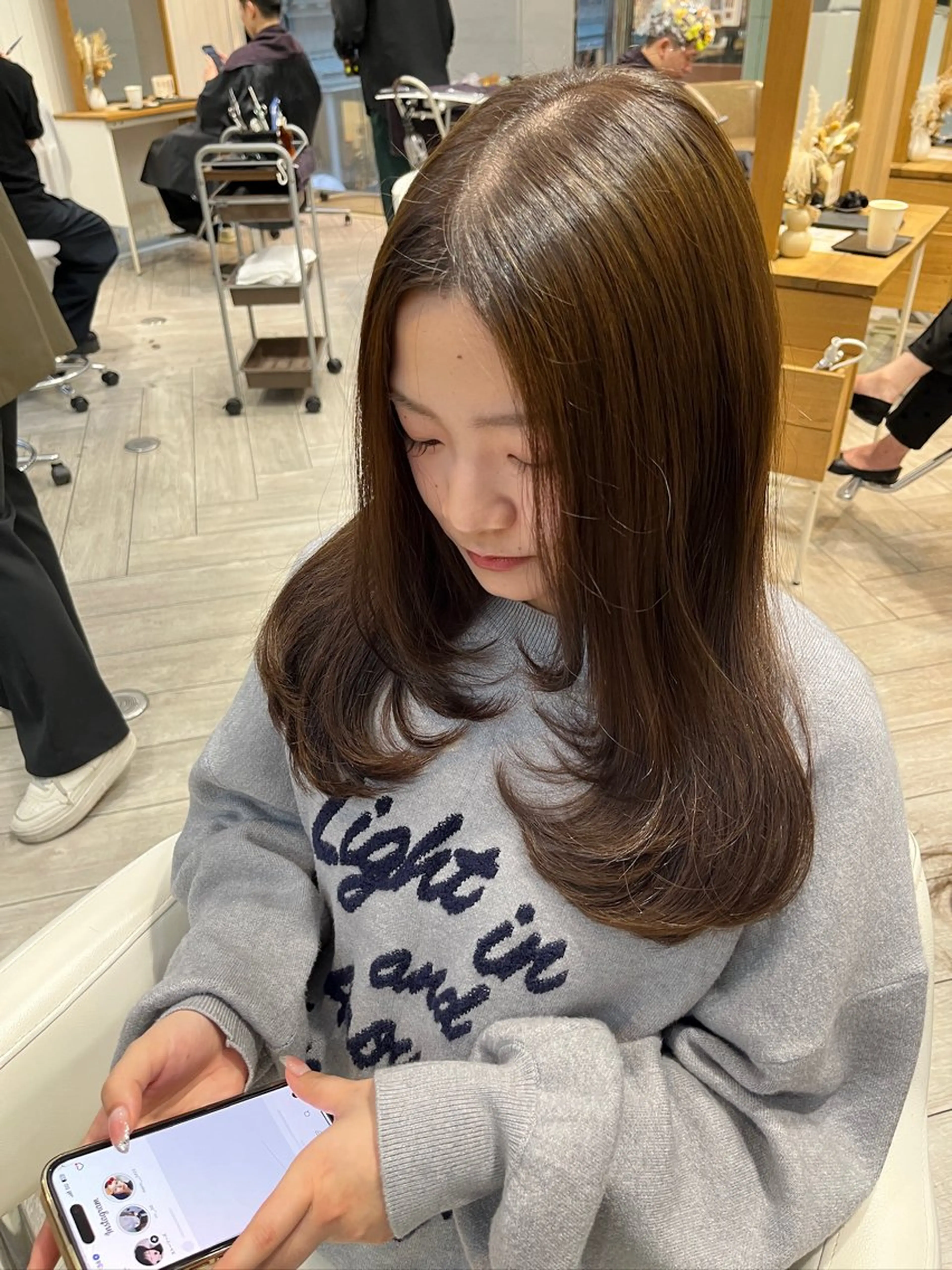 ロング レイヤーカット カット ヘアカラー トリートメント AVANCE. chisatoのヘアスタイル