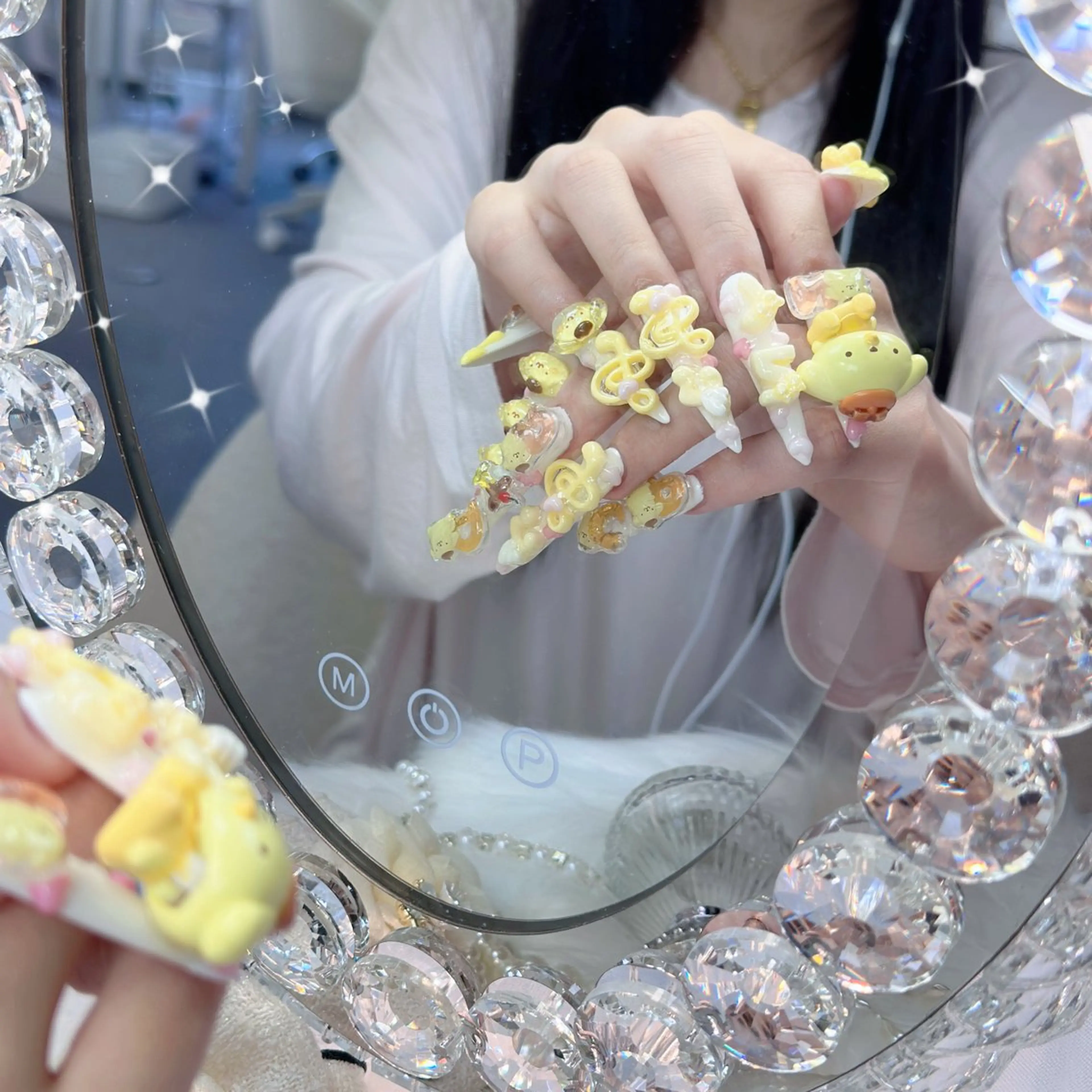 ネイル ハンドネイル ハンドケア ちごみ Novaのネイルデザイン