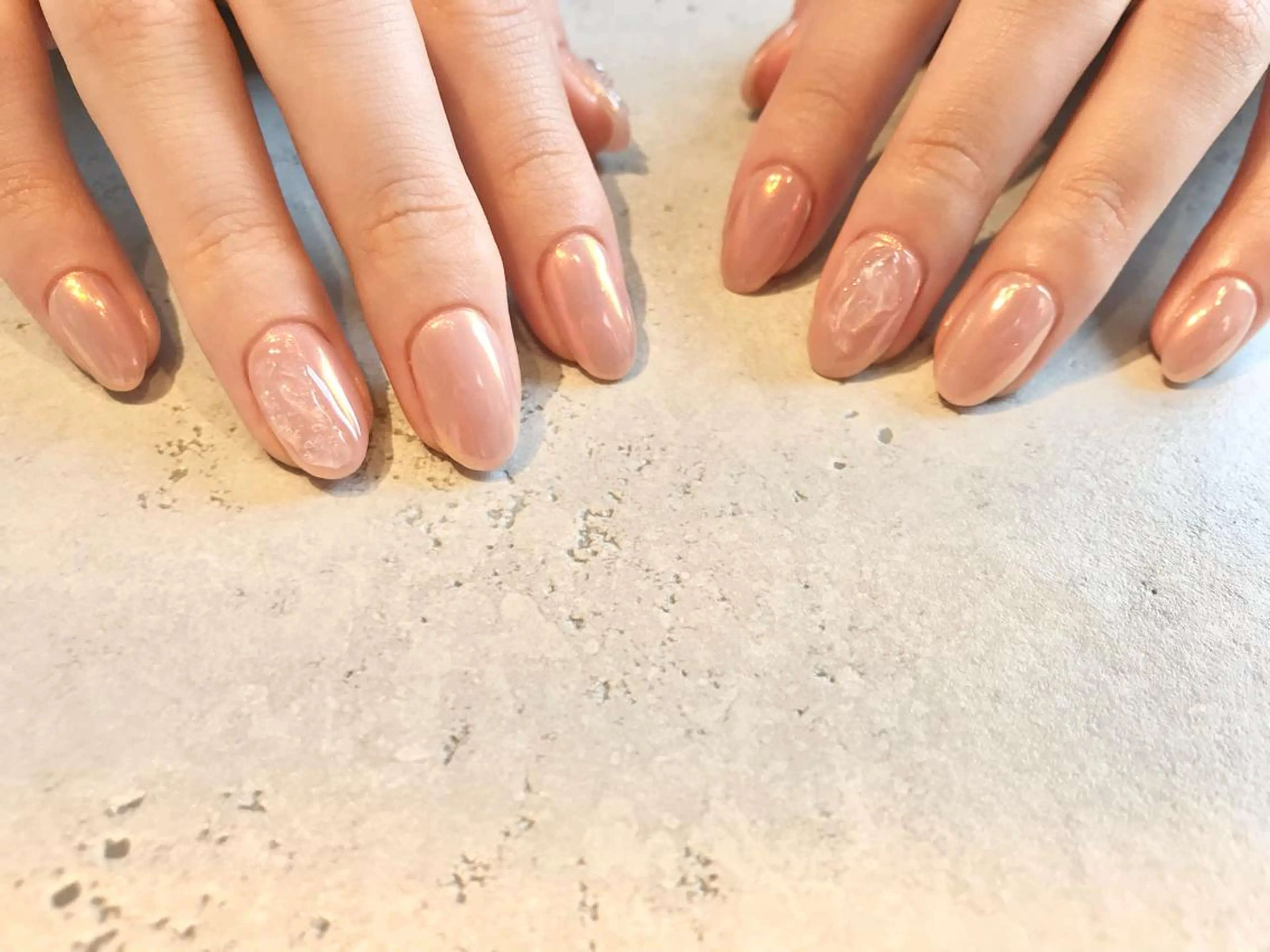 ネイル ミラーネイル オレンジ ピンク ピンクベージュ ハンドネイル Baden Nail ﾊﾞ-ﾃﾞﾝ ﾈｲﾙのネイルデザイン