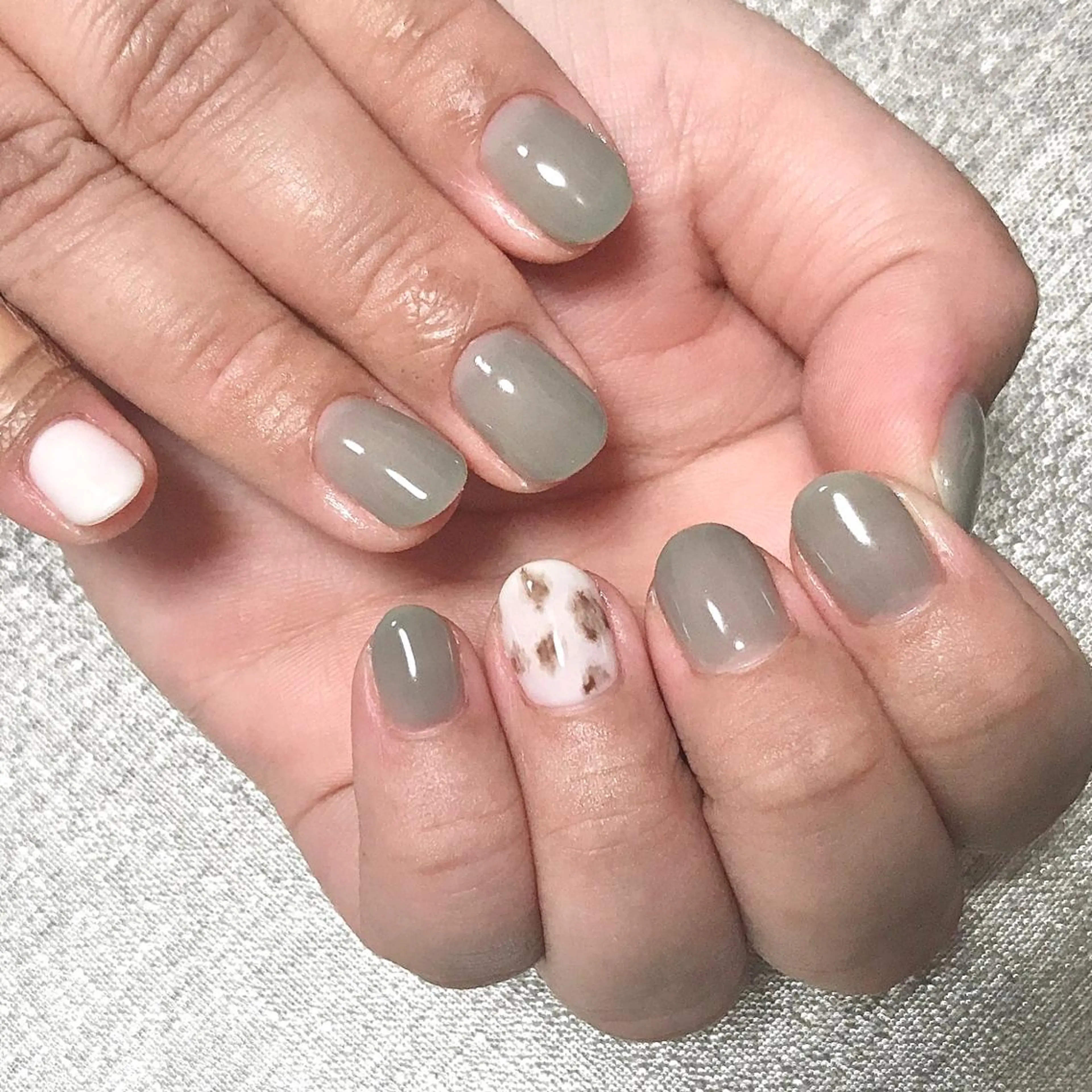 ネイル アニマル柄 アートネイル ワンカラーネイル ステラ marikominoのネイルデザイン