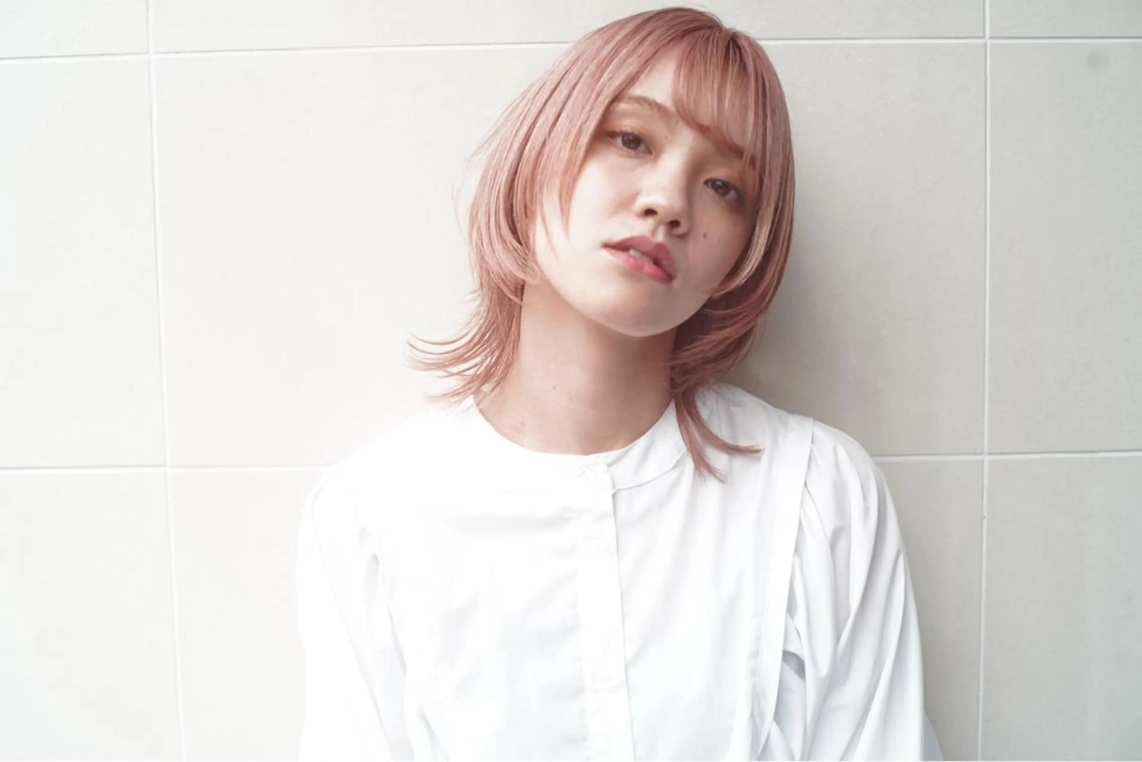 ミディアム カラー バレイヤージュ ベージュカラー ブリーチ ケアブリーチ 透明感カラー カット ヘアカラー トリートメント opus 店長大和 レイヤー/赤み消しのヘアスタイル