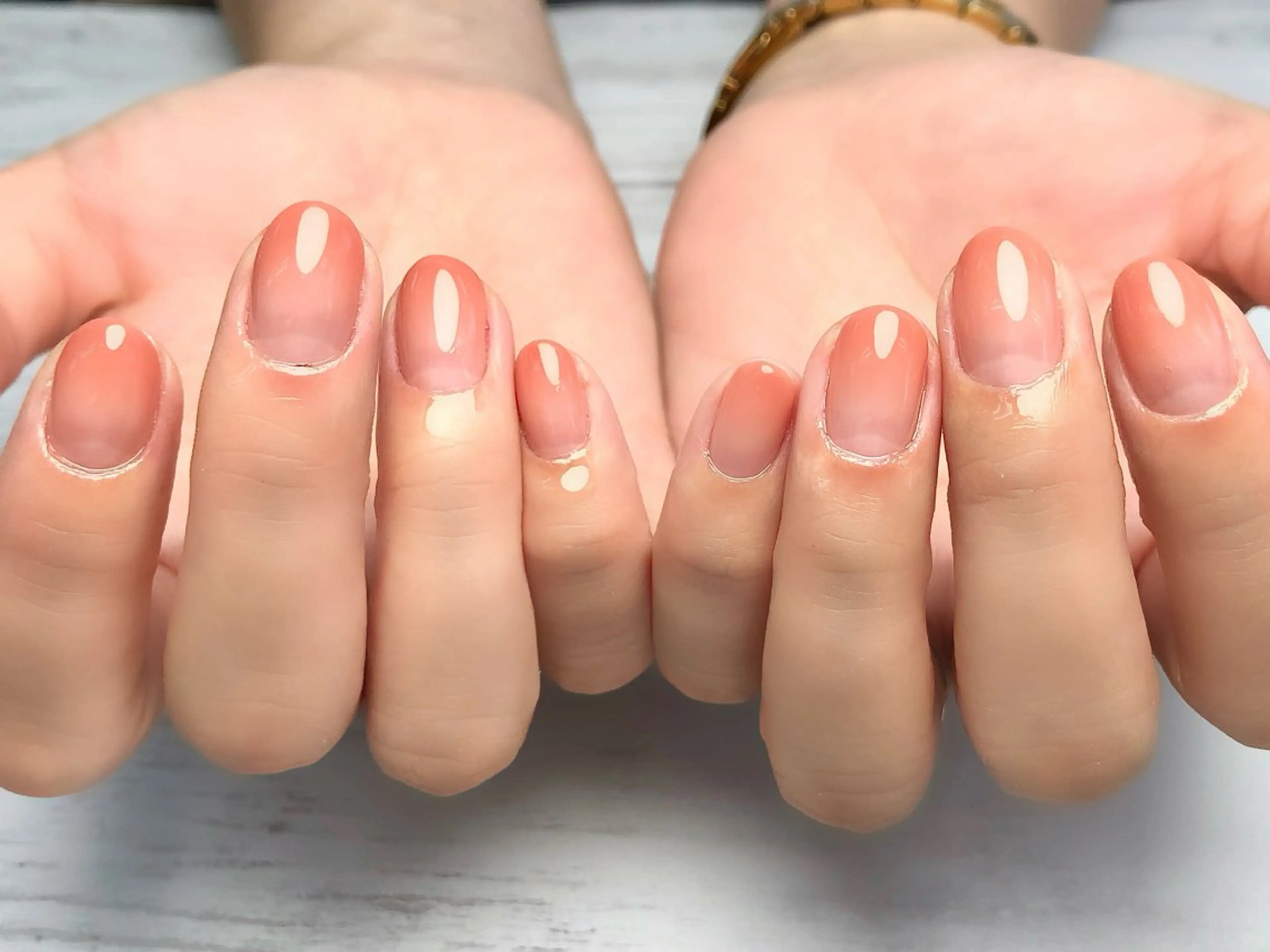 ❤︎自店オフ込、驚くほど滑らかなちゅるんグラデor思わず見惚れる、うるちゅるワンカラー【自爪4mm以内】 ❤︎の写真