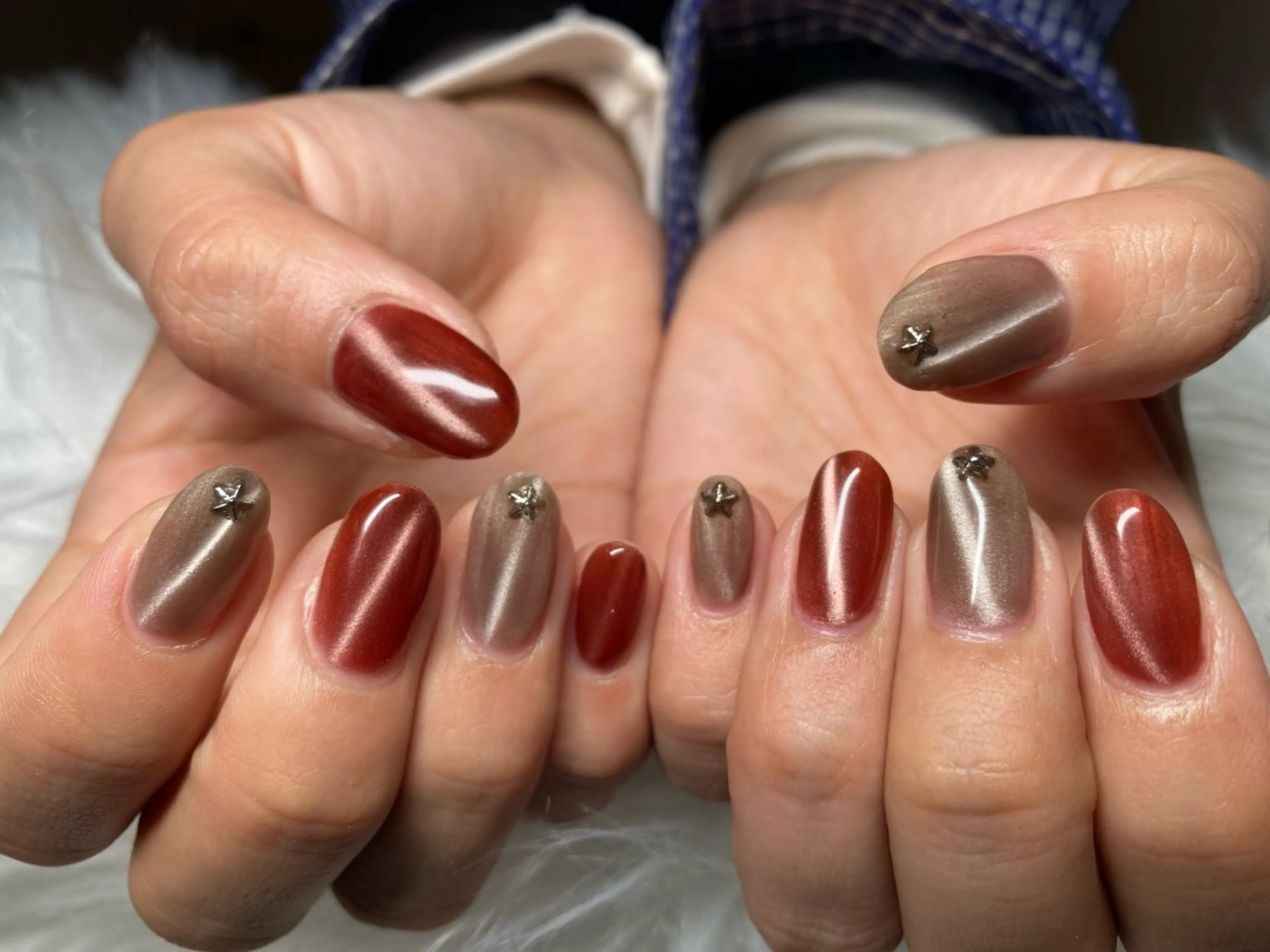 セミロング ハンドネイル 【トロワ ラパン】 Mayaのネイルデザイン