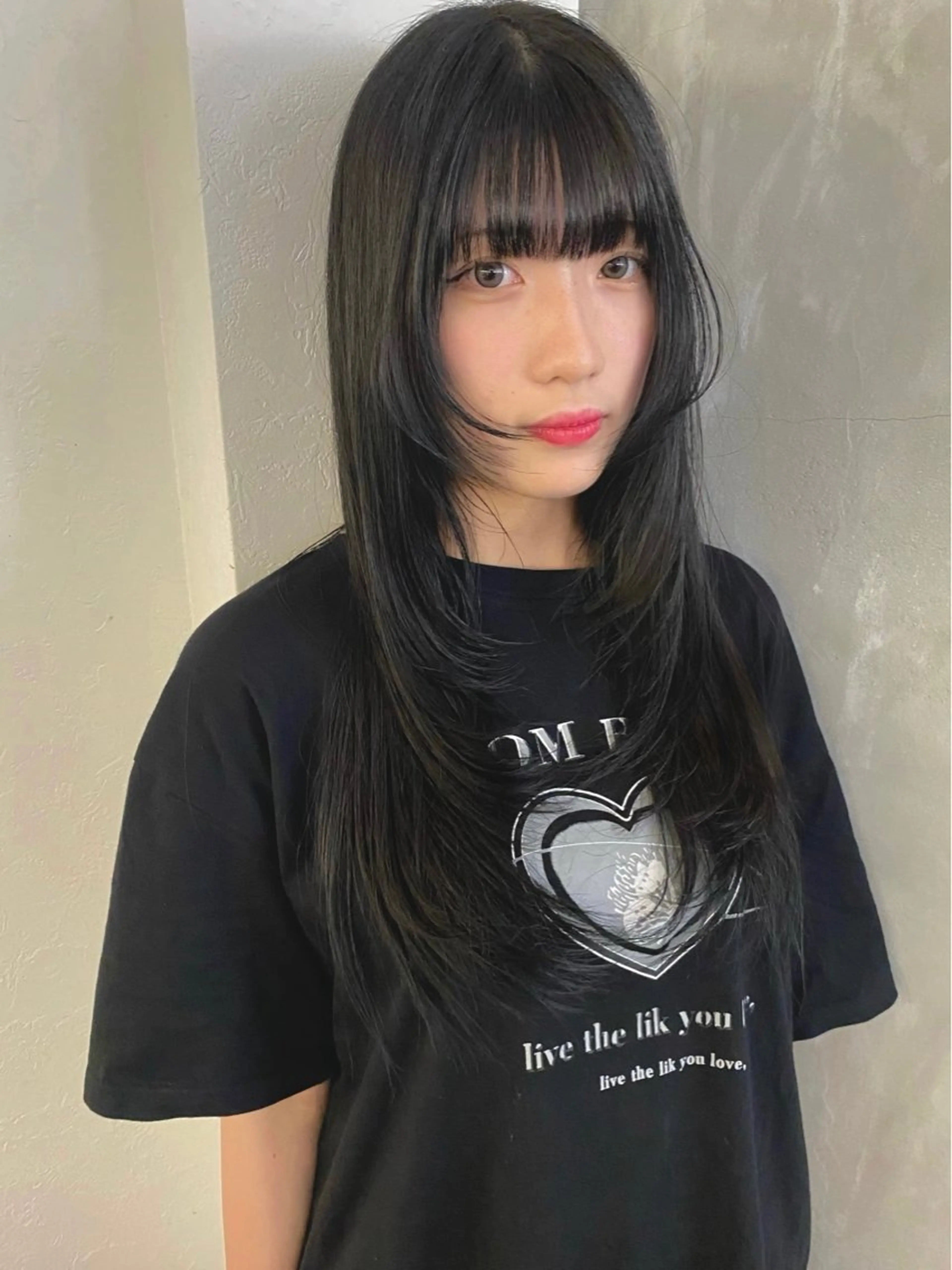 ロング カラー 黒髪 ブルーカラー ブルーブラック 森貴裕/ベージュ/ パーマ/オリーブのヘアスタイル