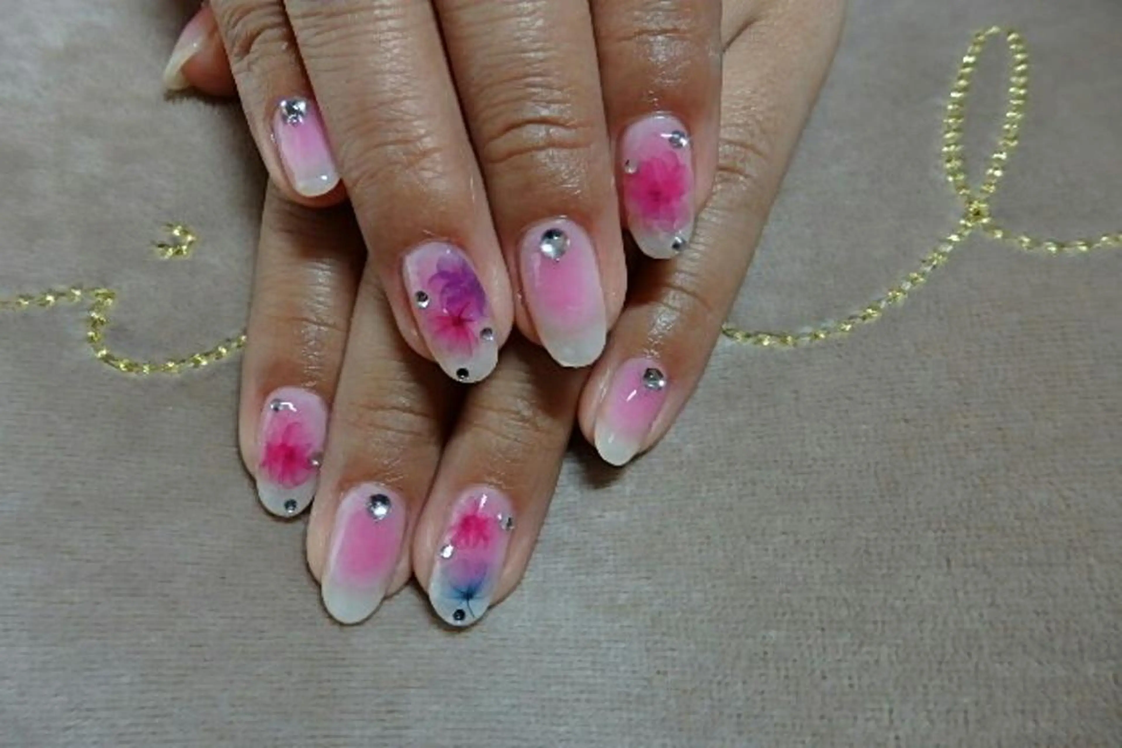 ネイル LAVISH nail salonのネイルデザイン