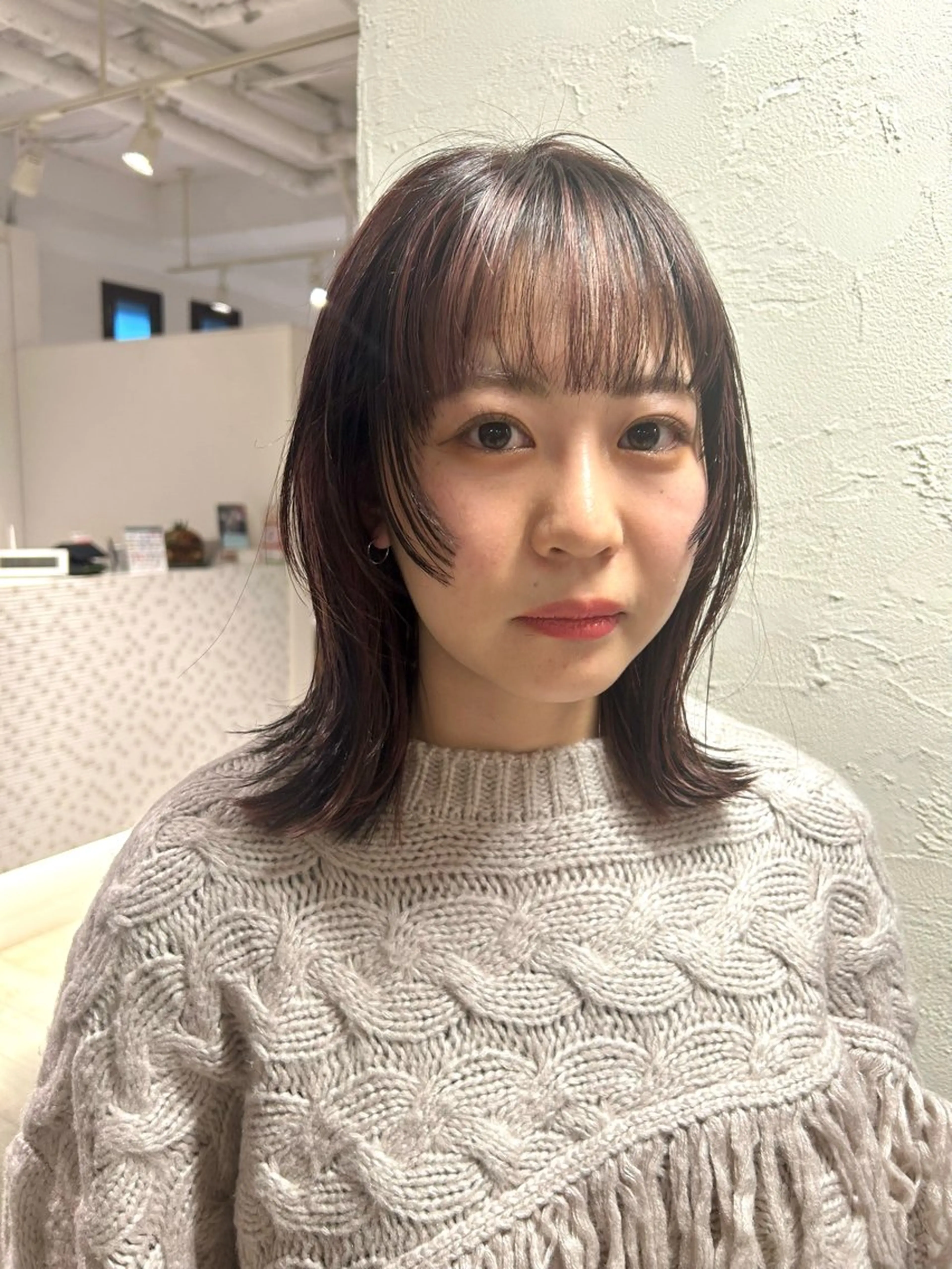 ミディアム カラー デザインカラー 顔周りカット レイヤーカット カラーリスト IKUHOのヘアスタイル