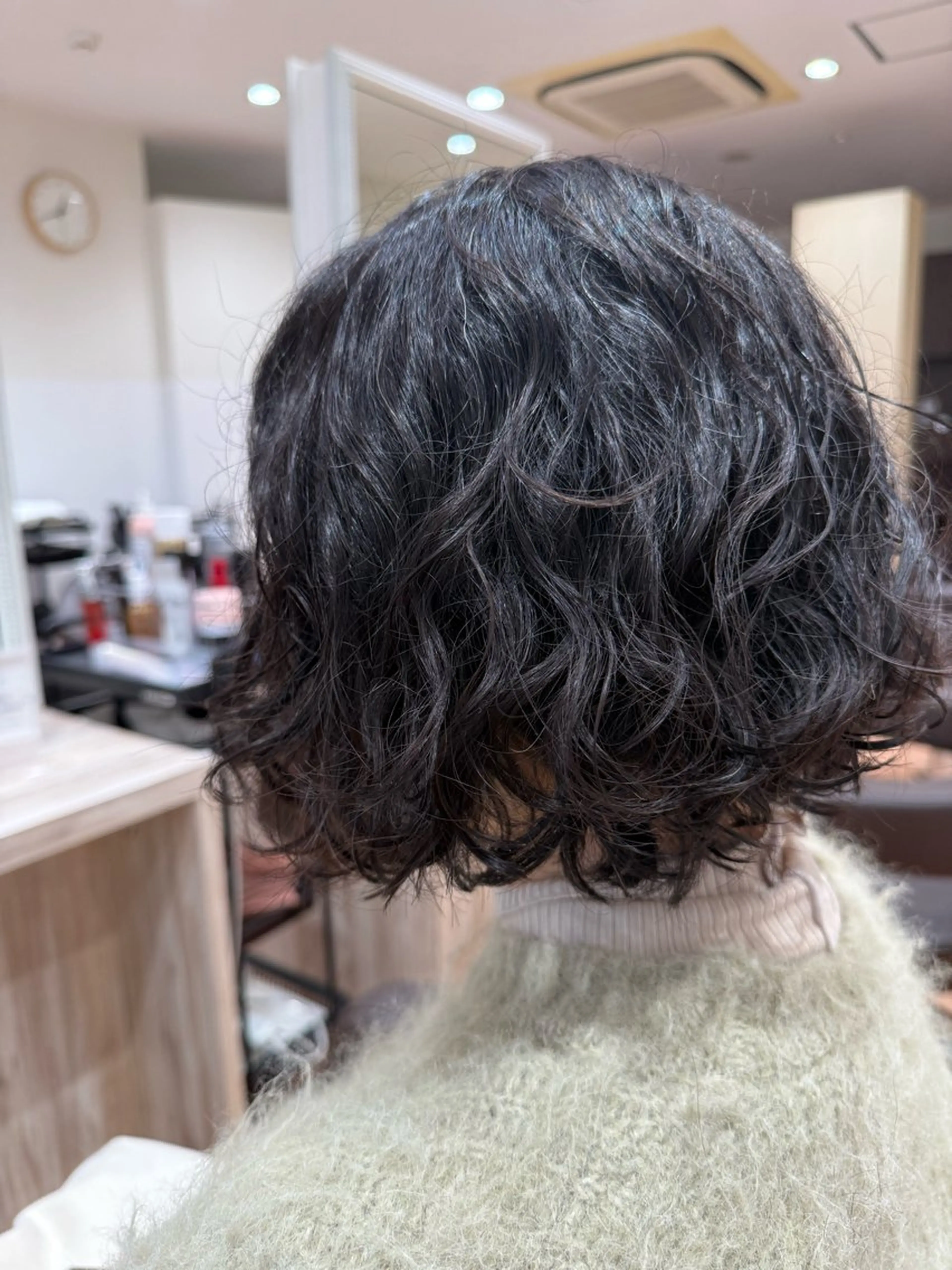 ミディアム 長松 幸那のヘアスタイル