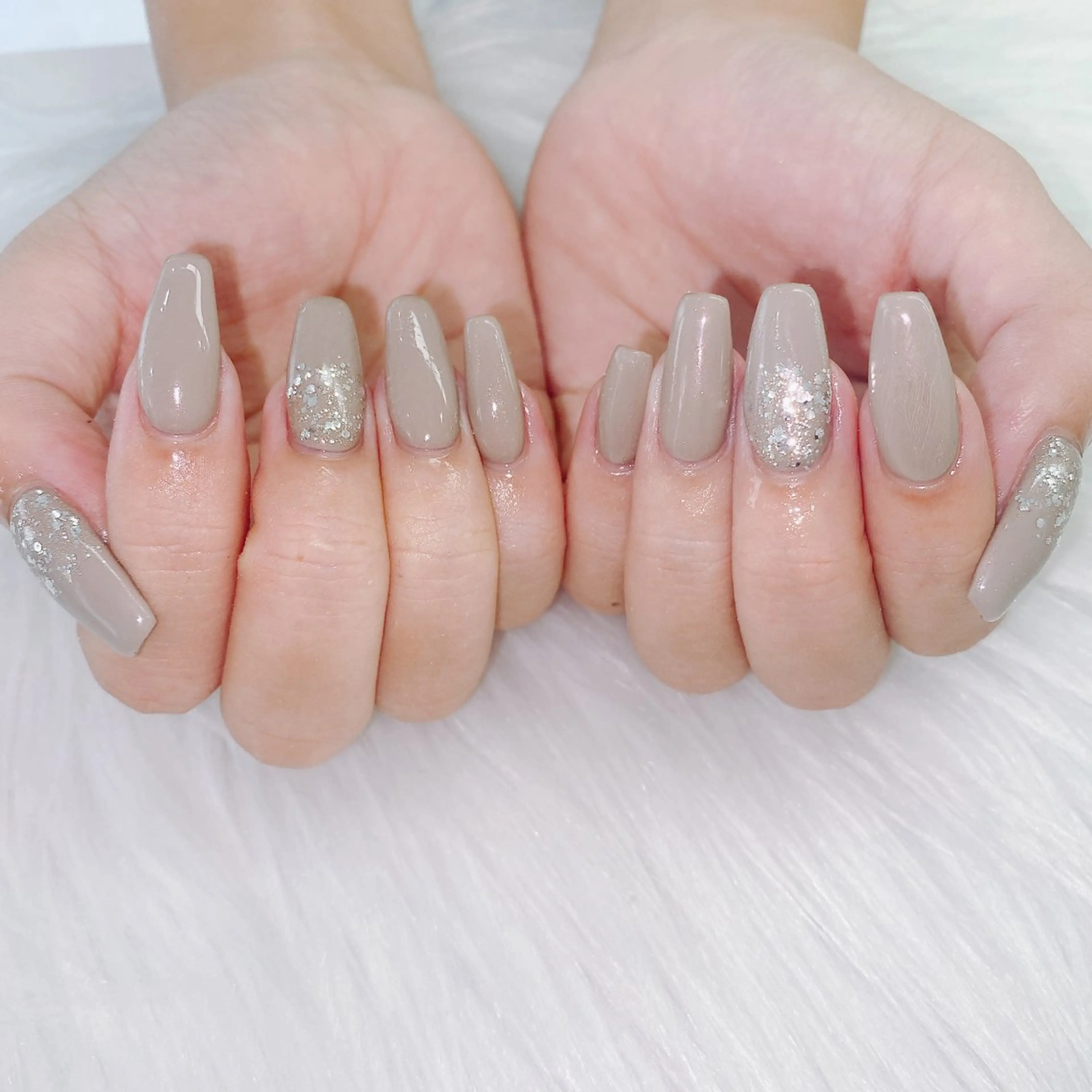 【ご新規様】ハンドジェルネイル オフ無料（定額デザイン）の写真