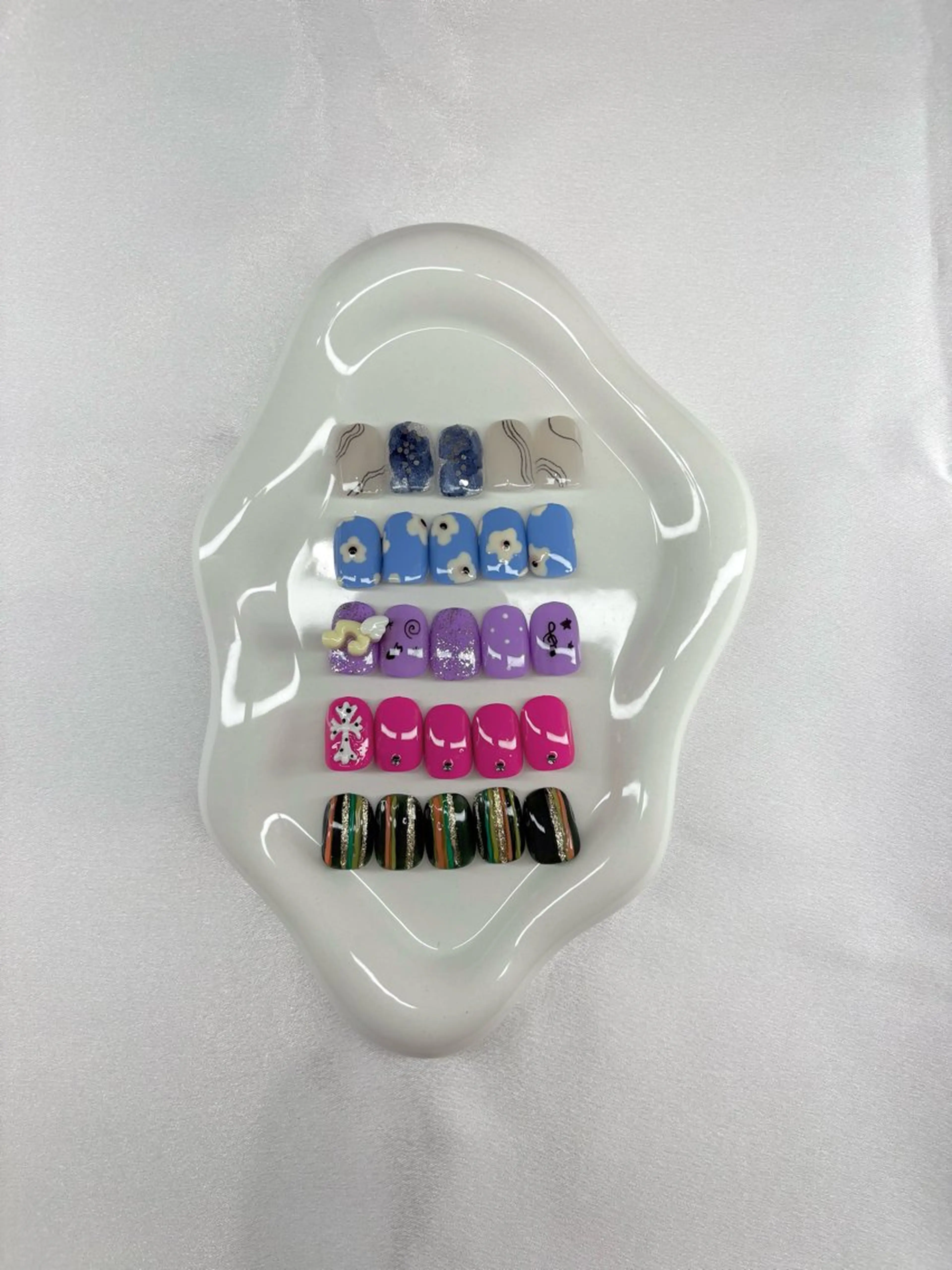 ネイル アートネイル メンズネイル ニュアンスネイル ワンカラーネイル シンプルネイル ハンドネイル あいり/金山 ネイルモデル様募集中のネイルデザイン