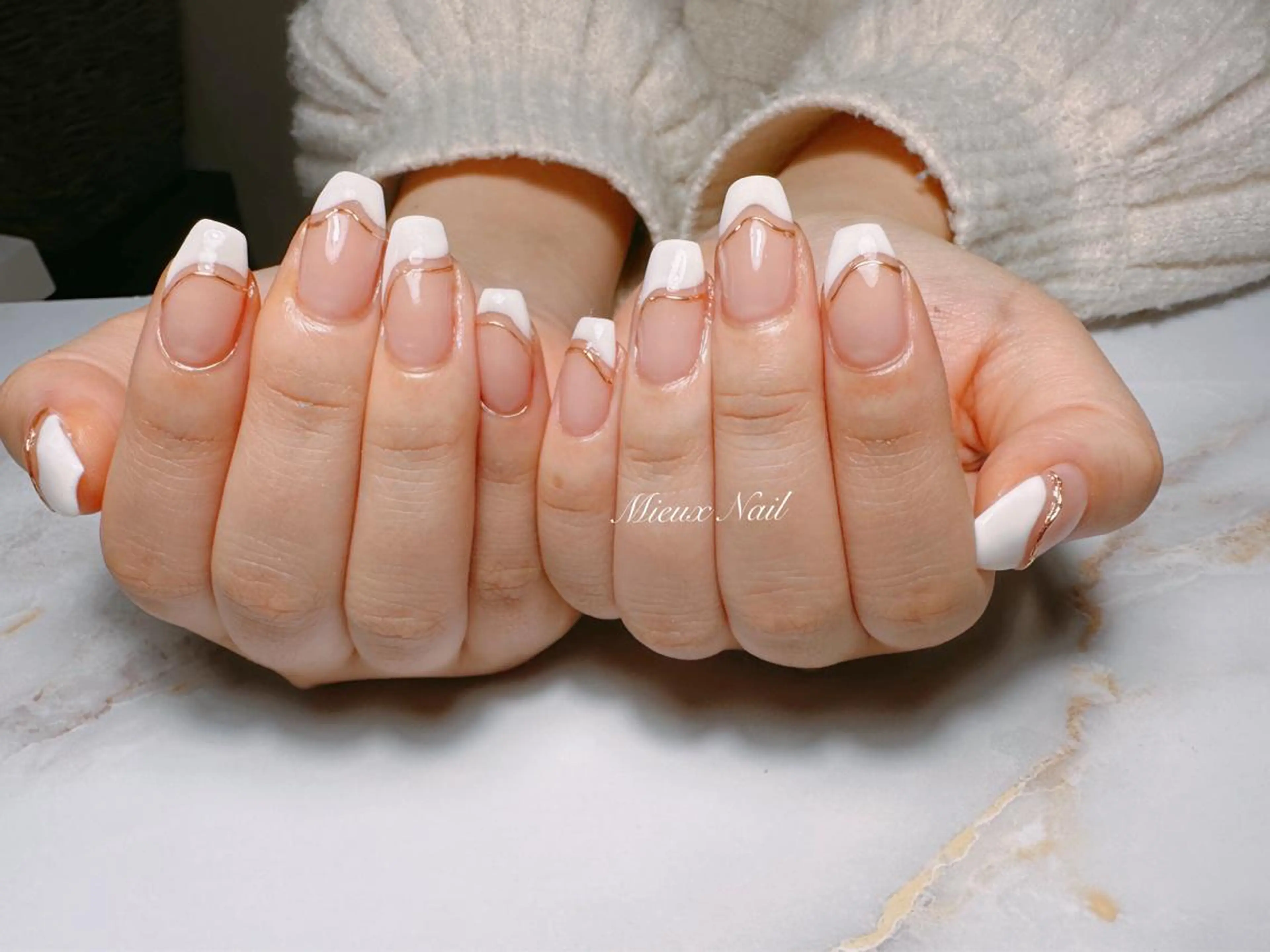 ネイル ブルー フレンチネイル ミラーネイル オフィスネイル シンプルネイル ハンドネイル 市川 麻衣子のネイルデザイン