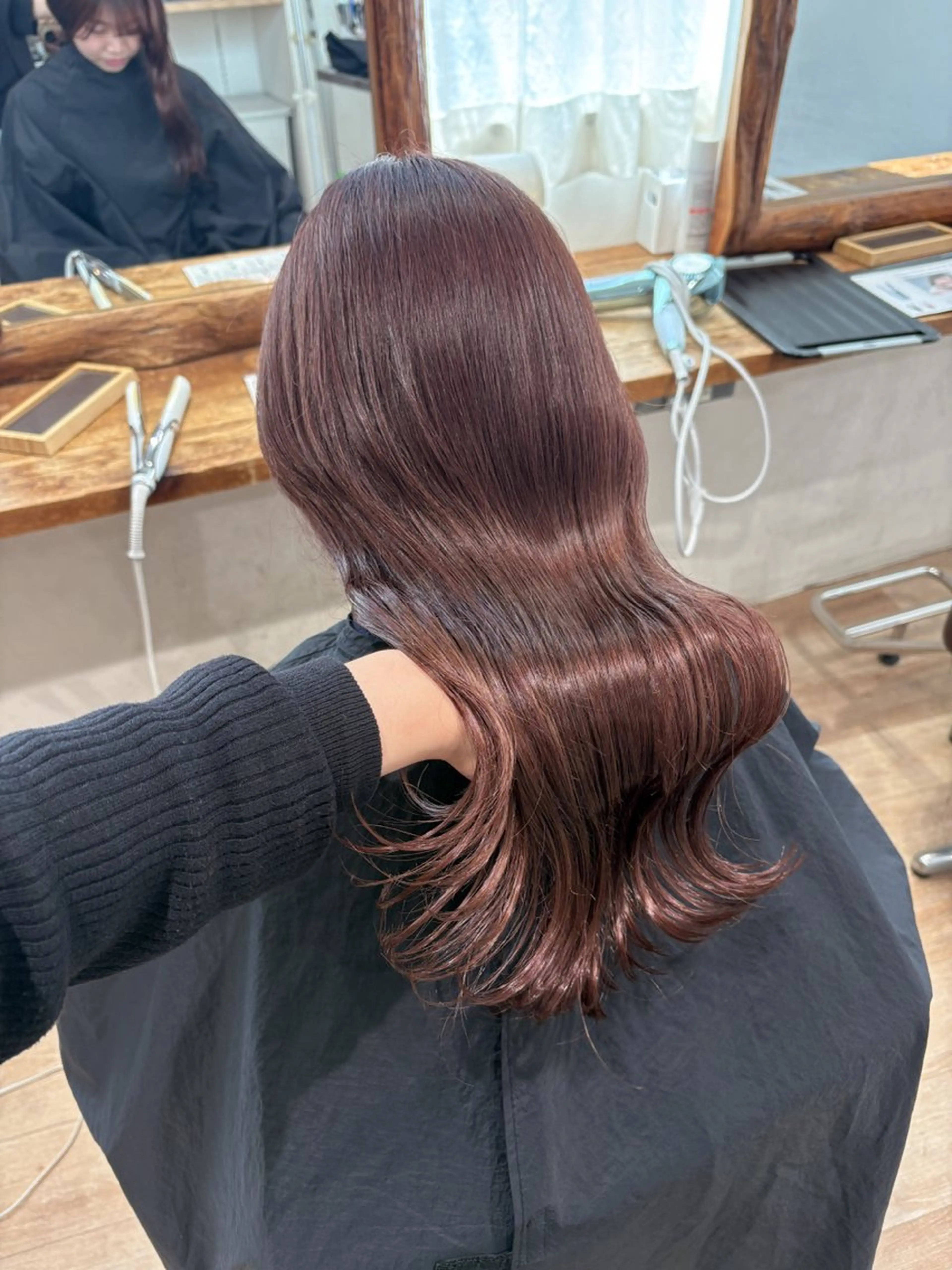 セミロング カラー ヘアカラー トリートメント cut/nail ▫️イチカ🌻のネイルデザイン