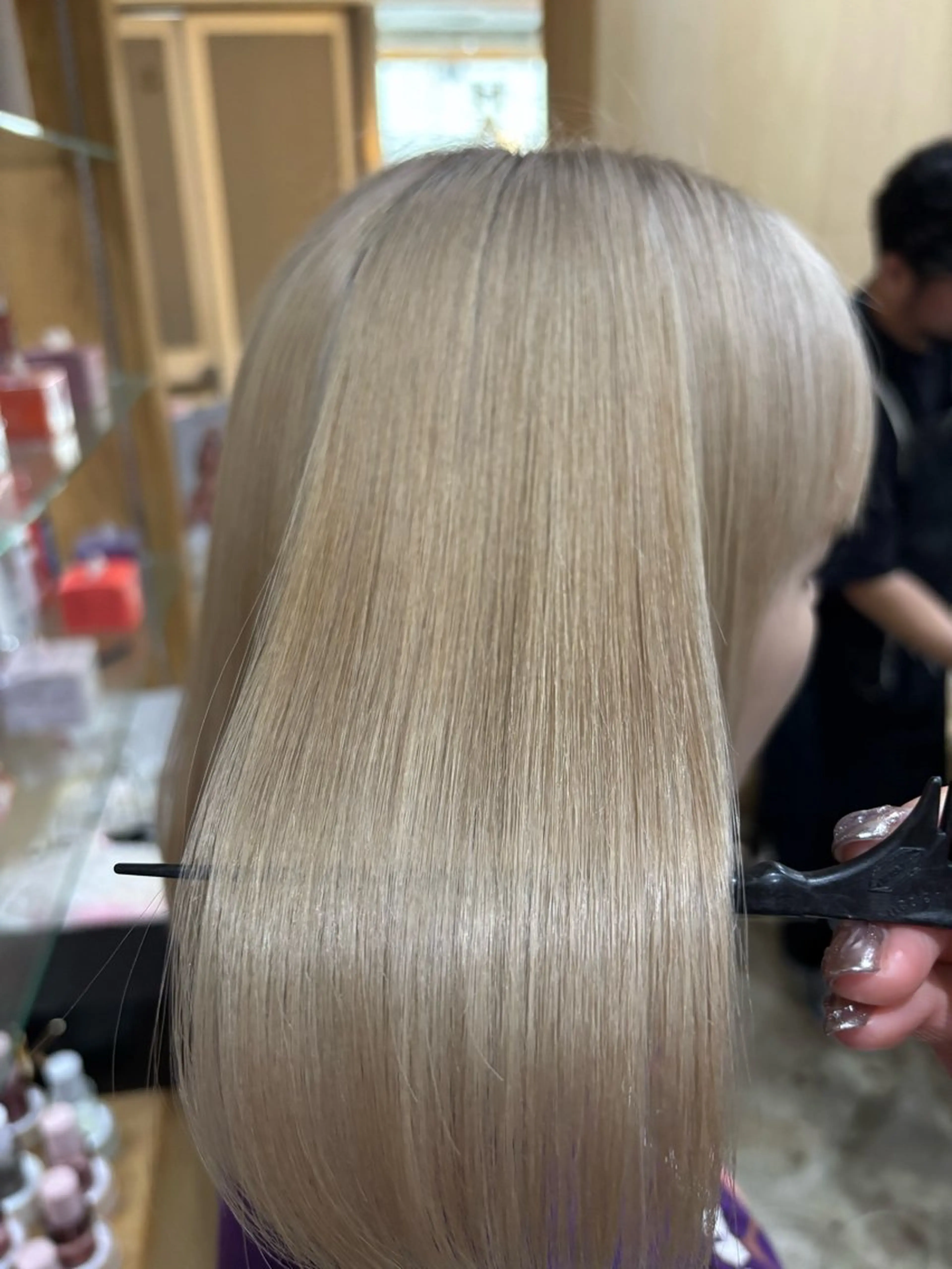 miloc minamiのヘアスタイル