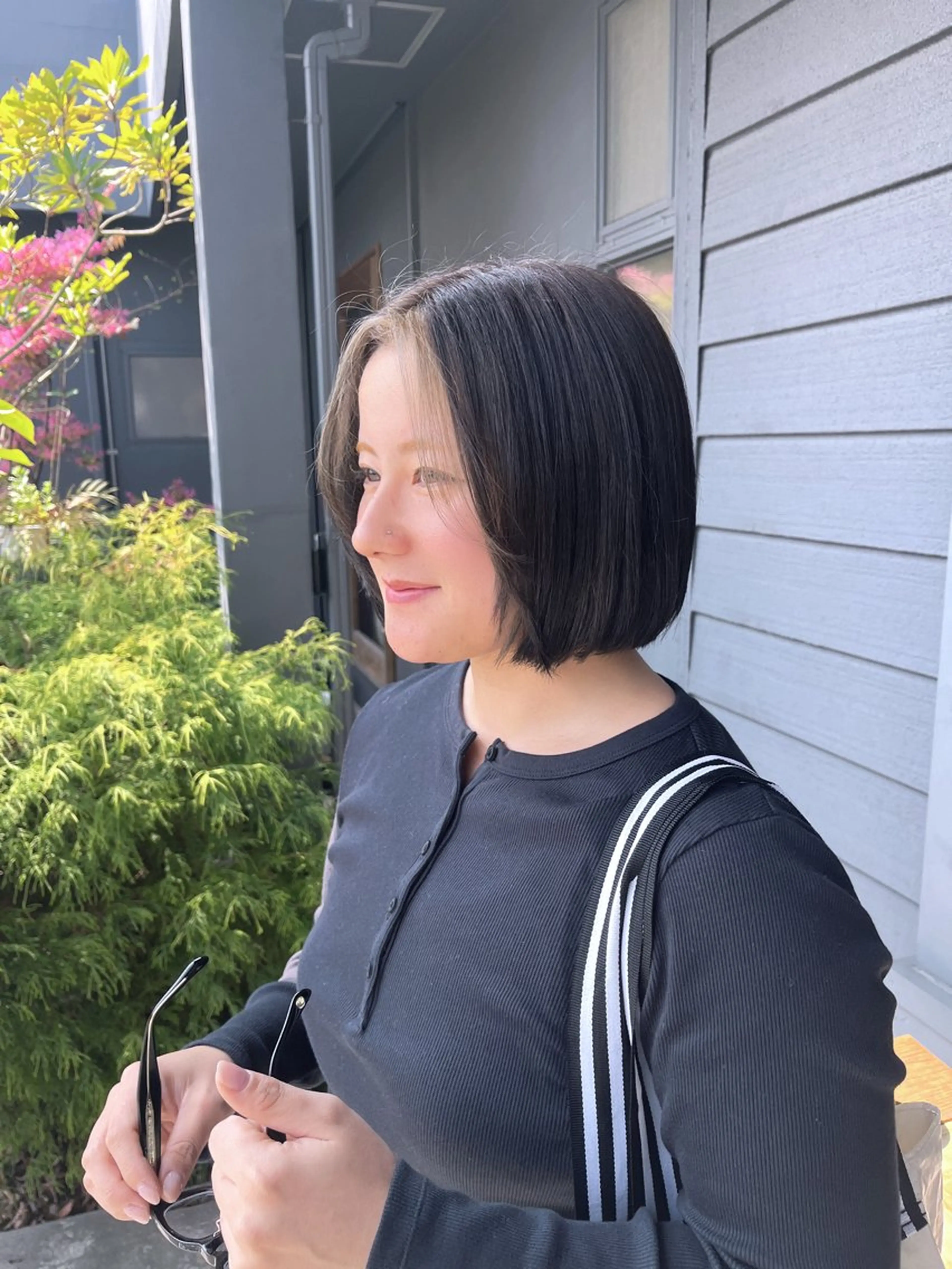 ショート カラー ヘアカラー ふじわらはゆ/ブリー チ/ベージュカラーのヘアスタイル