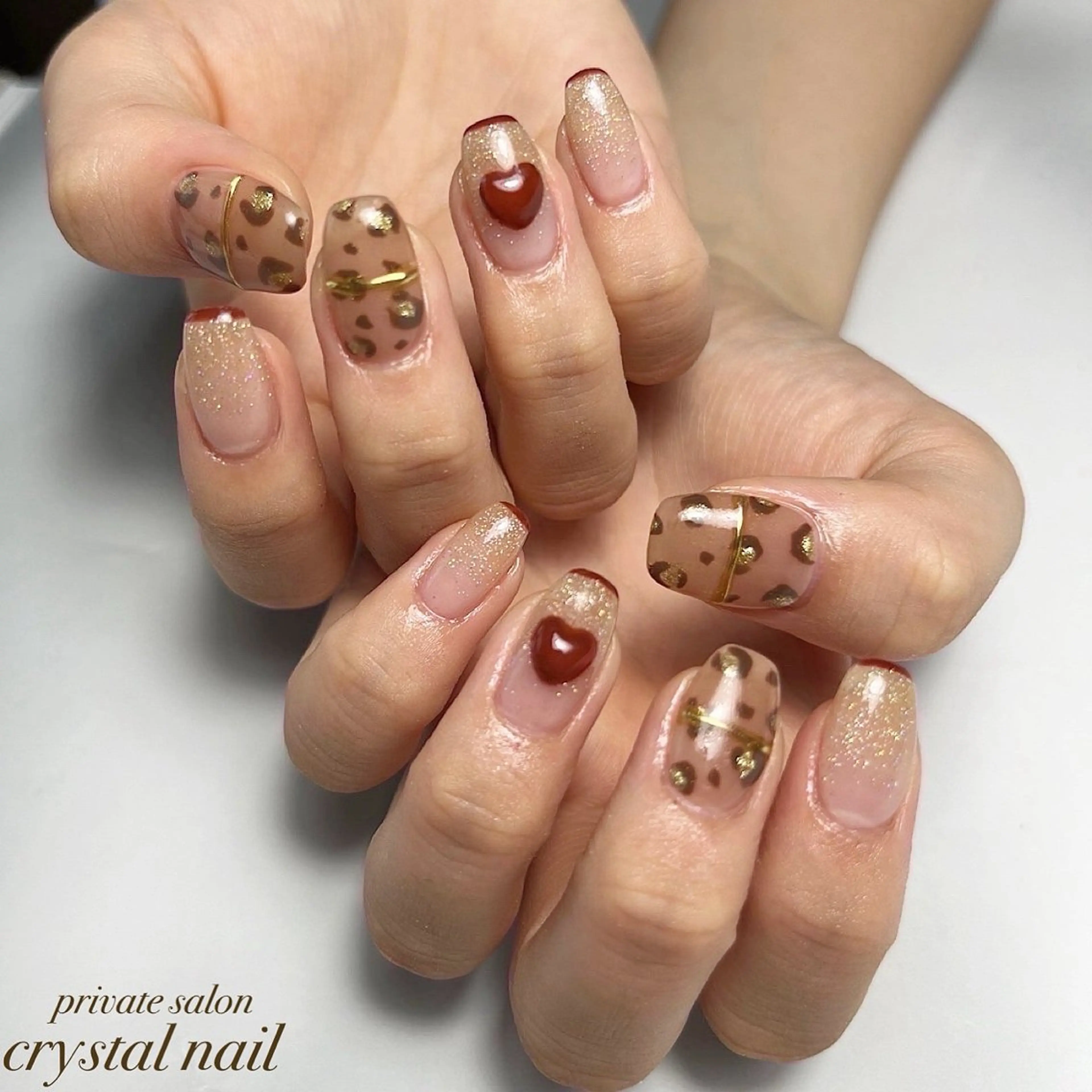 ネイル アニマル柄 Crystal Nailのネイルデザイン