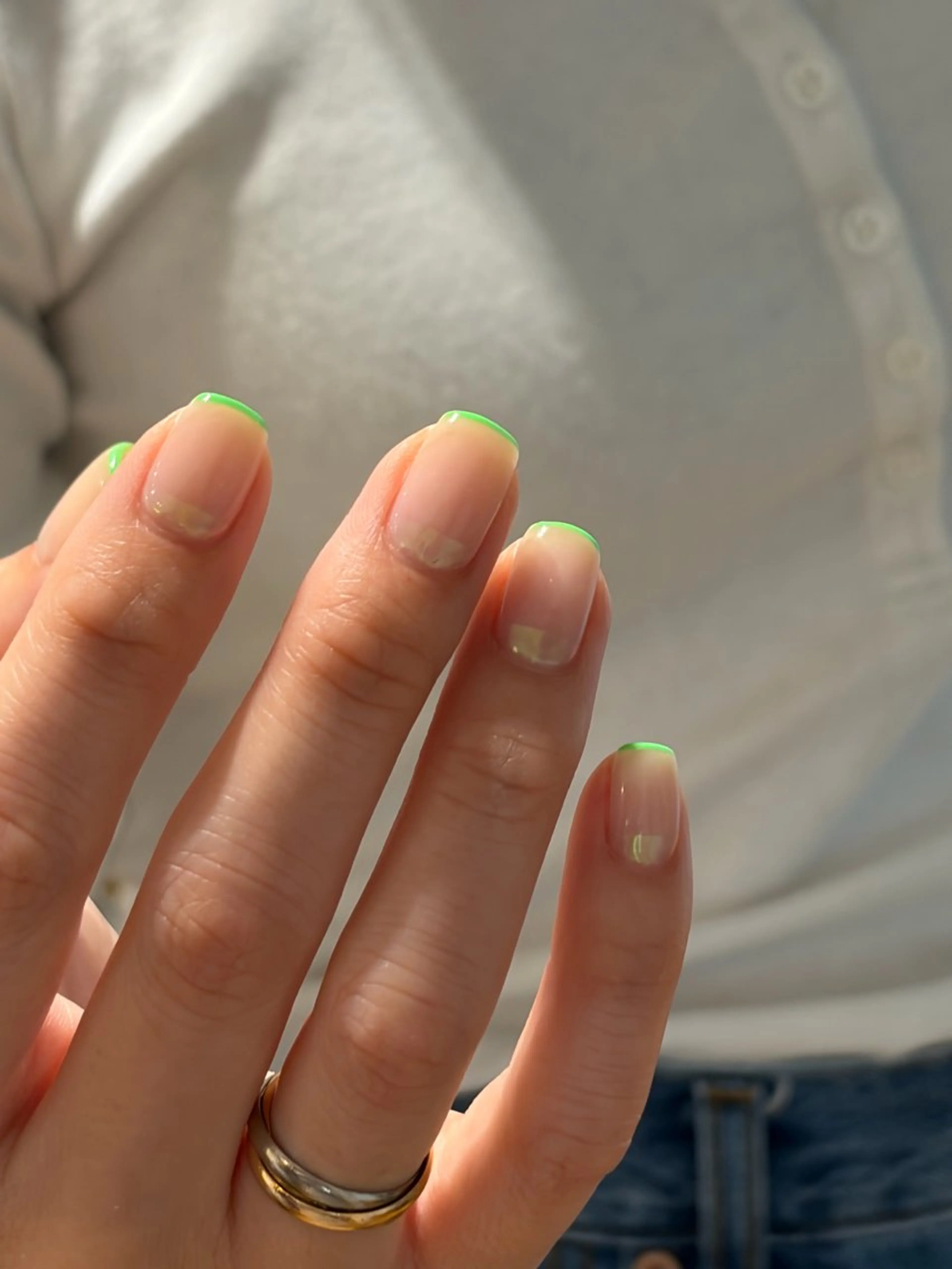 ネイル フレンチネイル 春ネイル ハンドネイル Sasaki Mamiの眉毛・アイブロウイメージ