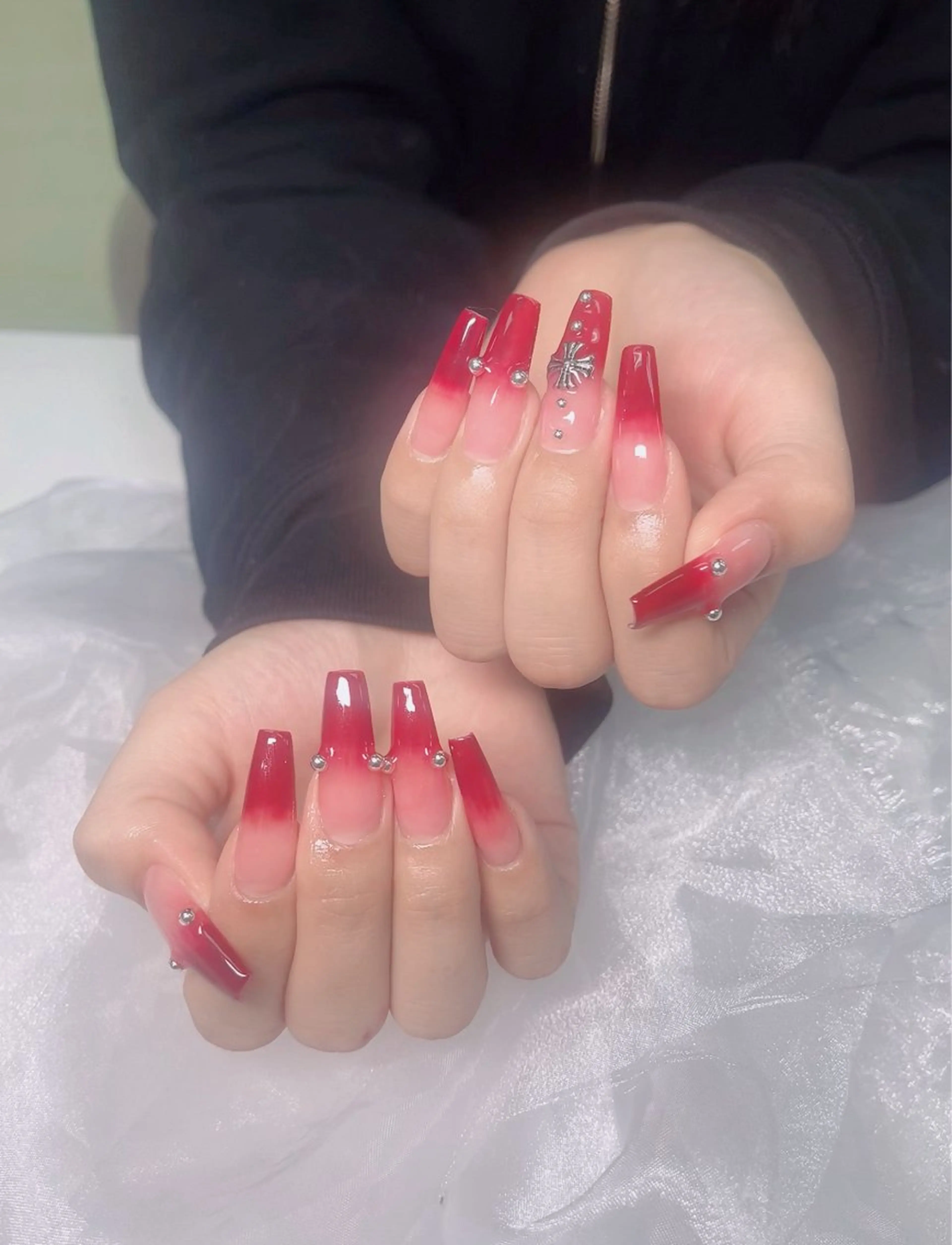 ネイル HIN NAILのネイルデザイン