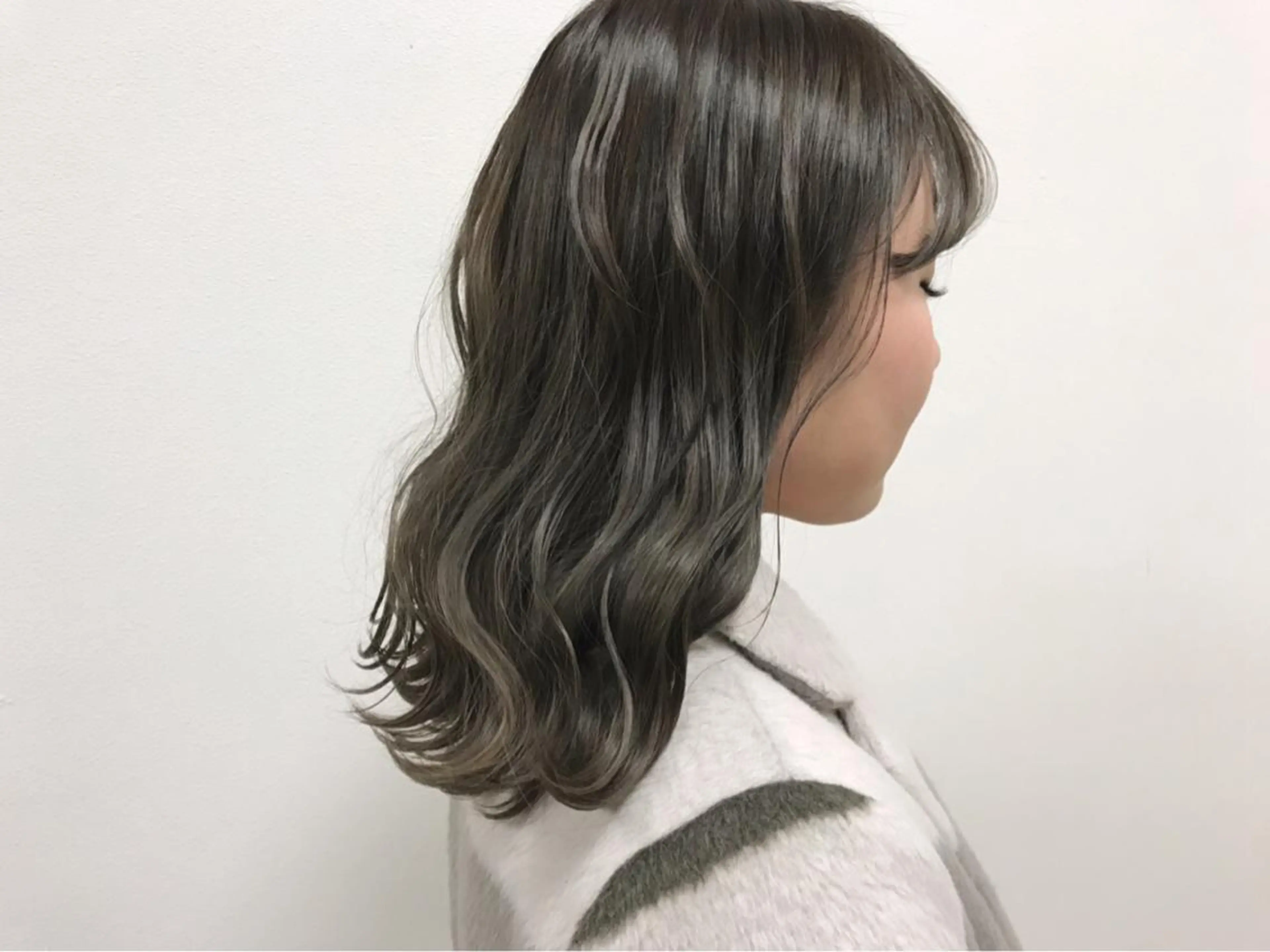 ミディアム カット モリ タカユキ🌵のヘアスタイル