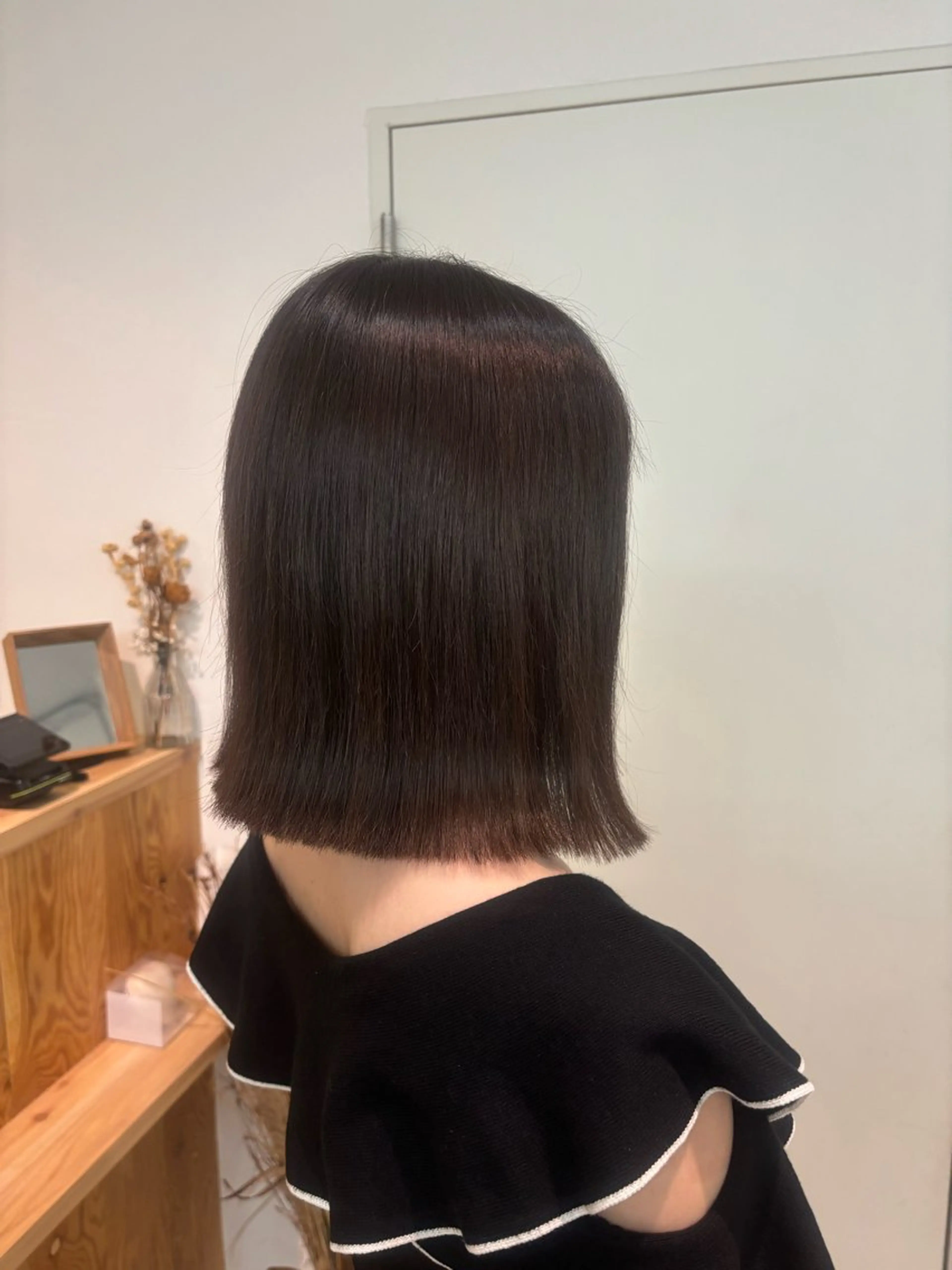 ミディアム カラー アッシュ アッシュブラウン ブラウンカラー ボブ 室谷 ゆりあのヘアスタイル