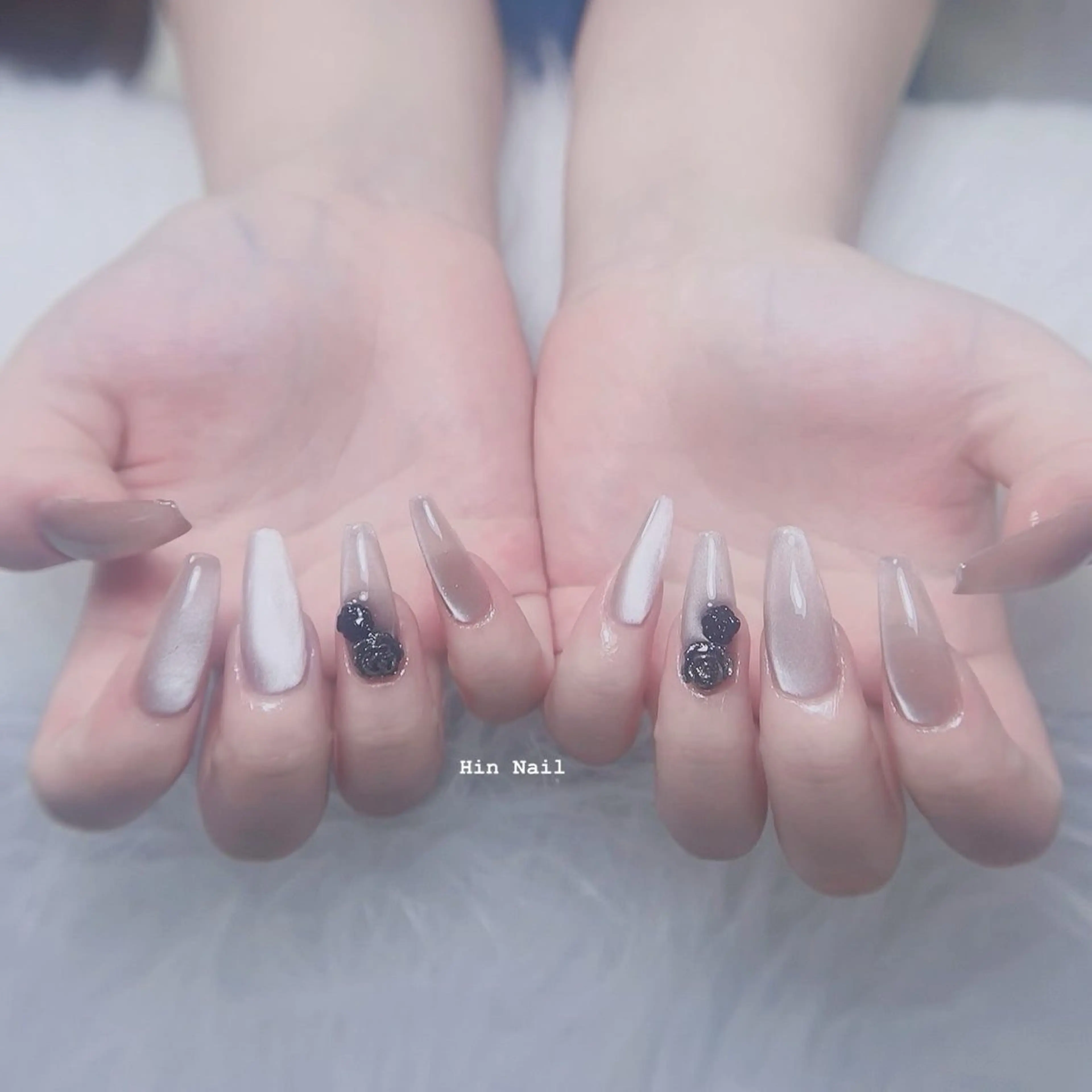ネイル ハンドネイル HIN NAILのネイルデザイン