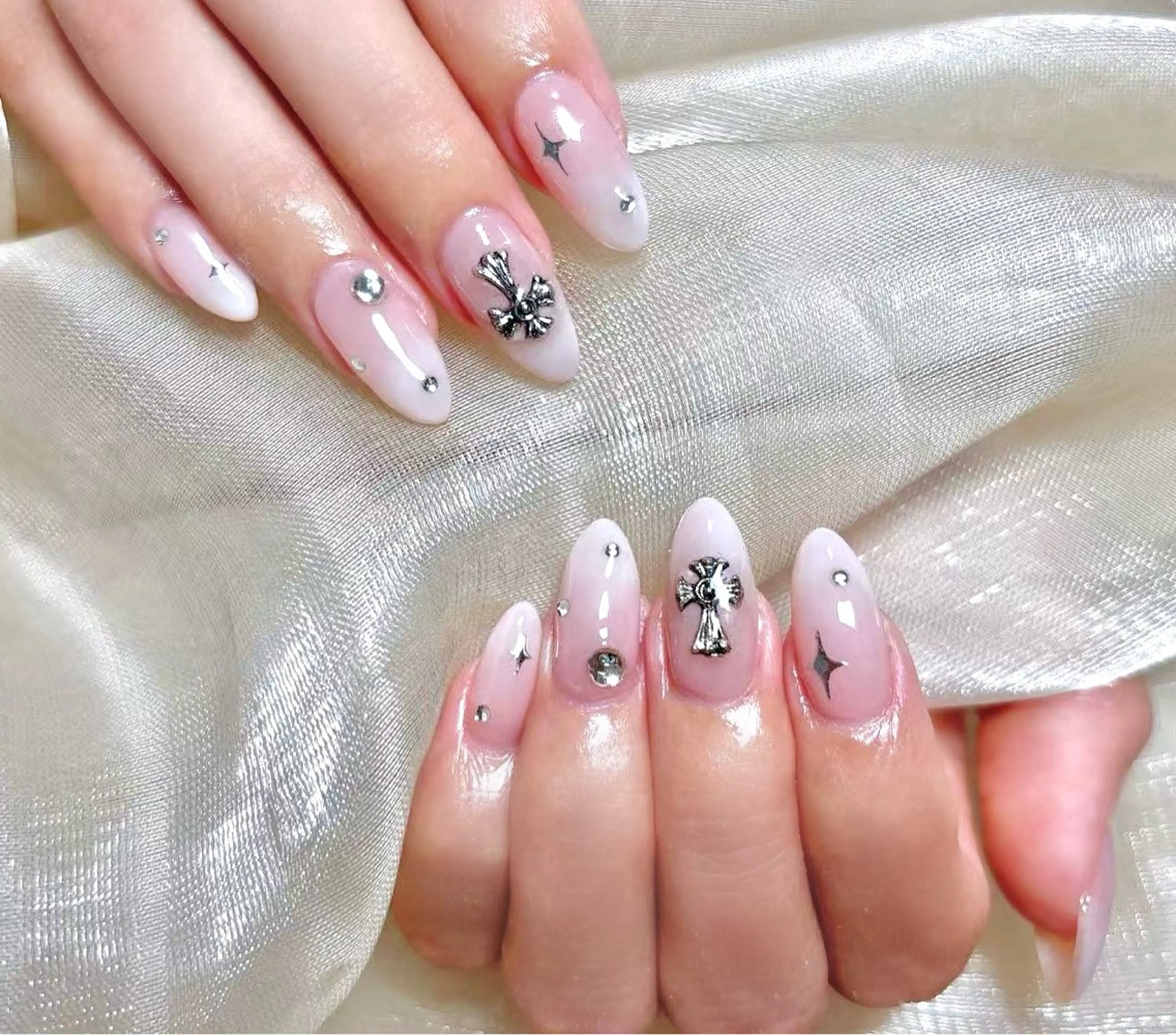 ネイル 持ち込み ハンドネイル ハンドケア L. Nailのネイルデザイン