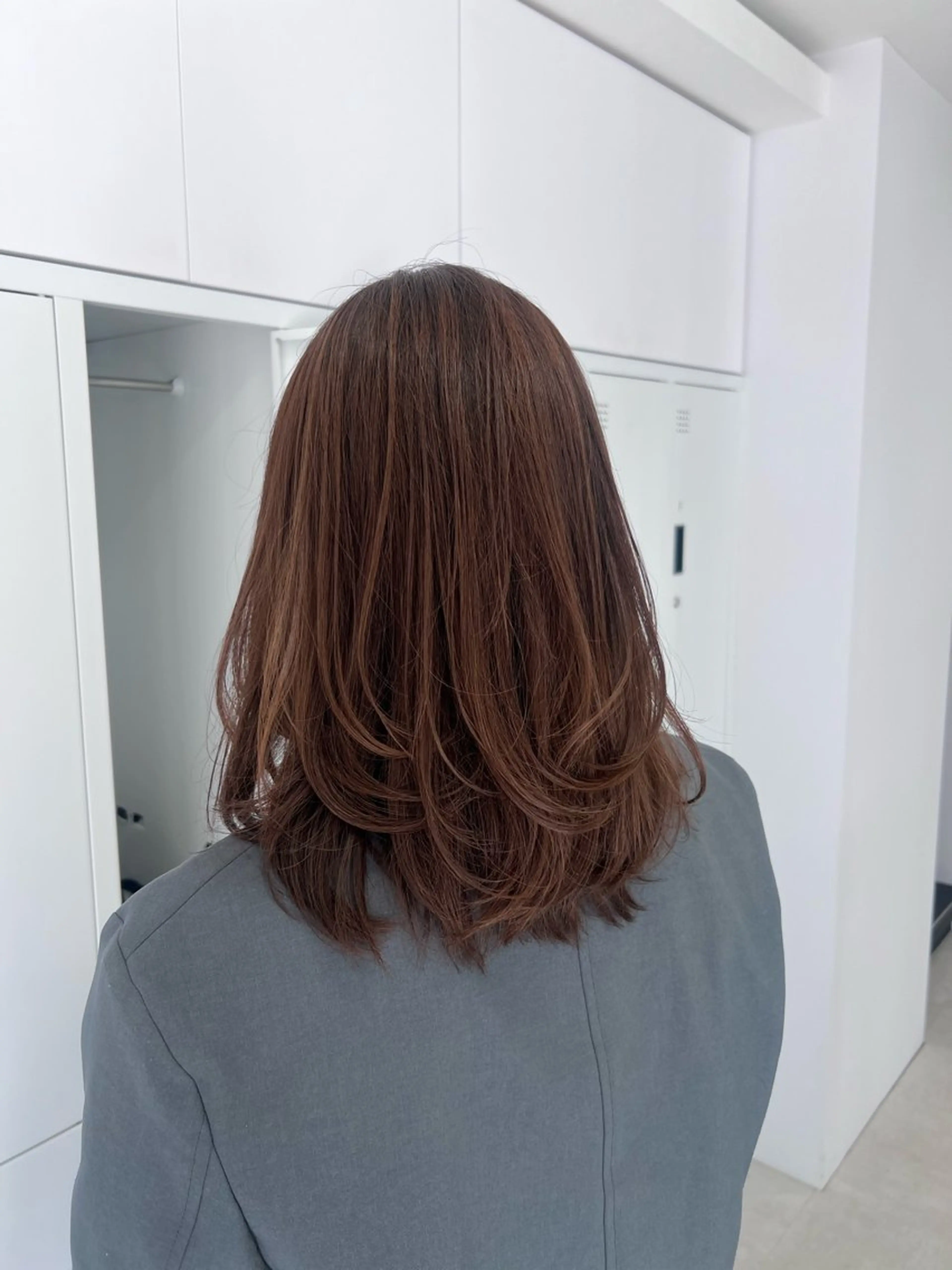 ミディアム カラー カット ヘアカラー トリートメント ヘアセット 🖤:抜け感×大人 スタイル/Aoiのヘアスタイル