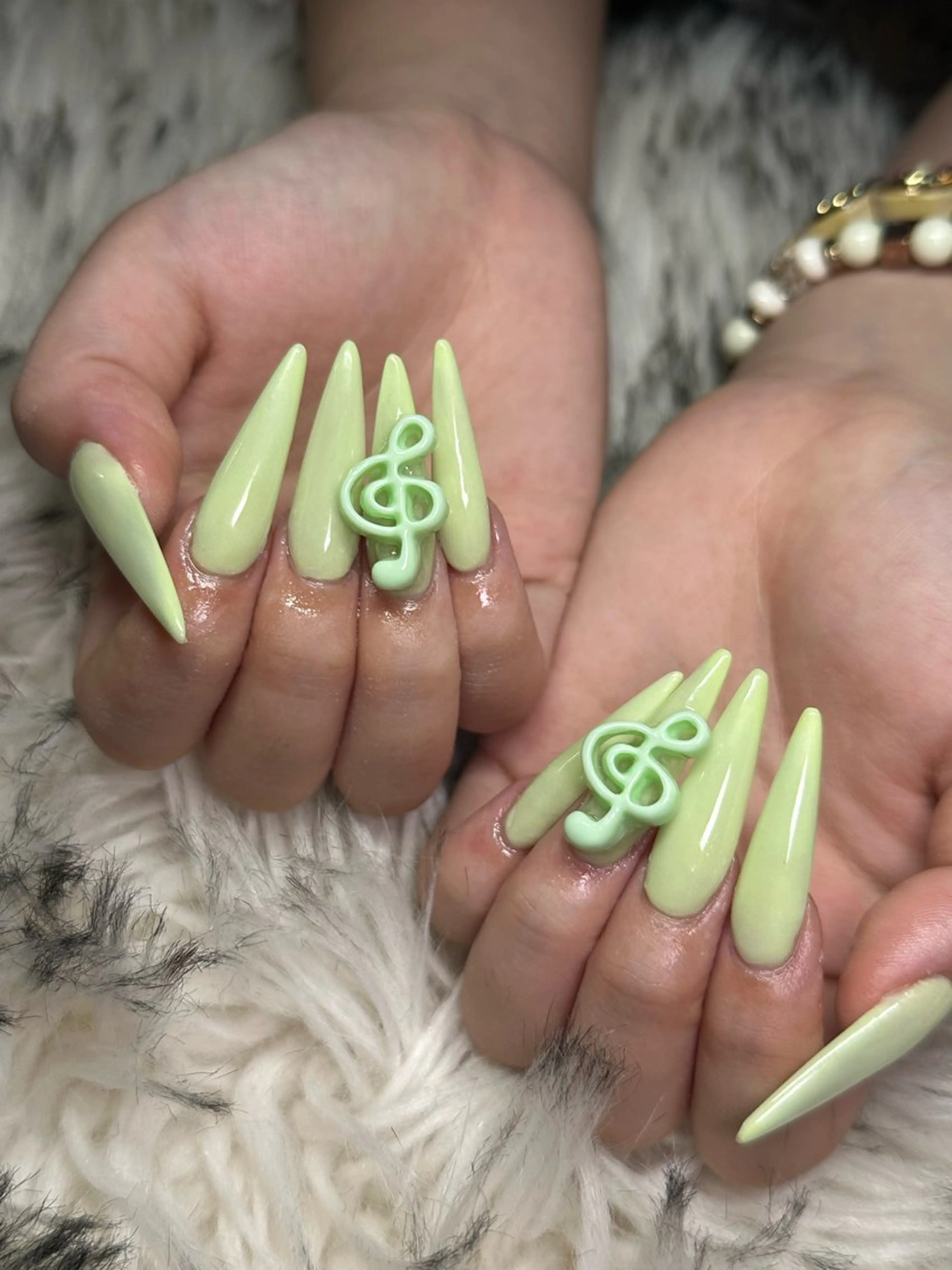 ネイル ハンドネイル nes.nail★ AYANOのネイルデザイン