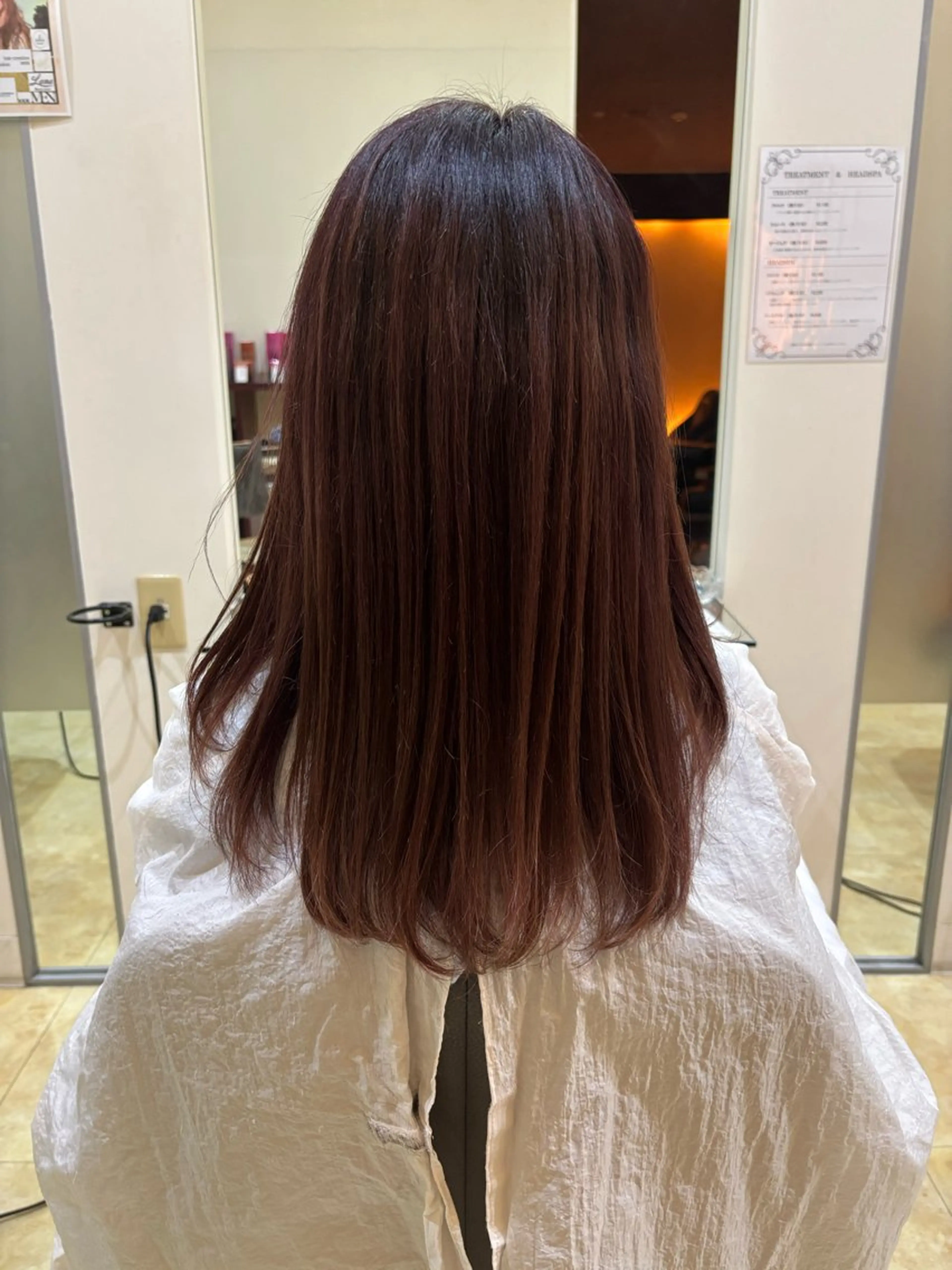 ロング カラー 亀山 来未のヘアスタイル