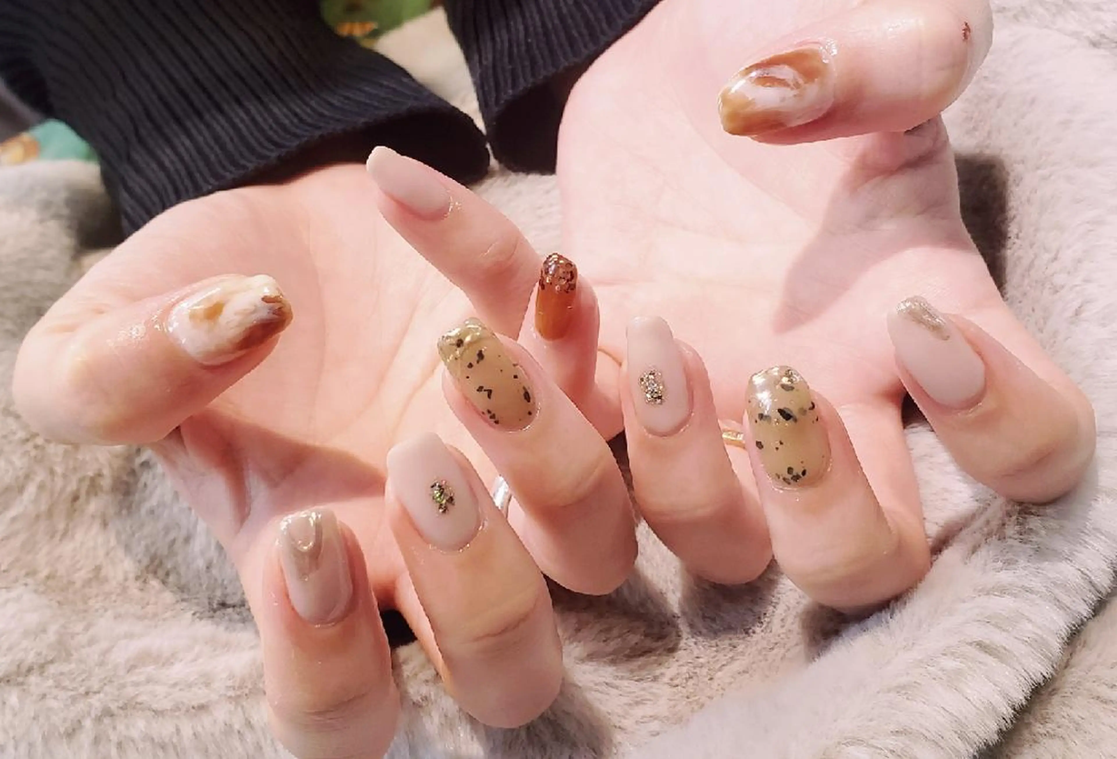 ネイル マットネイル ニュアンスネイル ハンドネイル 櫛の屋浜口店 sumireのネイルデザイン