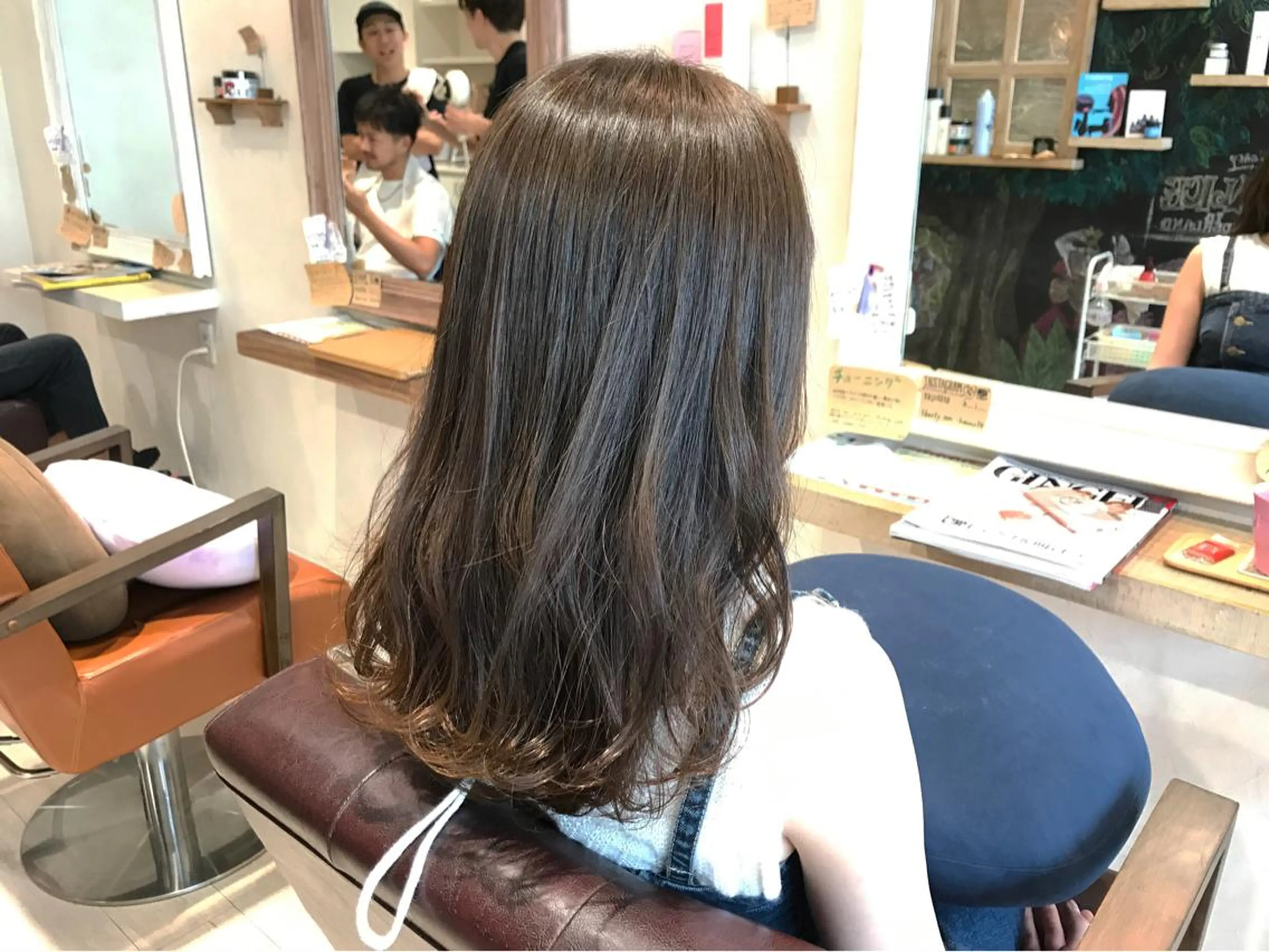 セミロング カラー ブルーカラー ブルージュ メンズ指名多数!! SiLO 田島のヘアスタイル