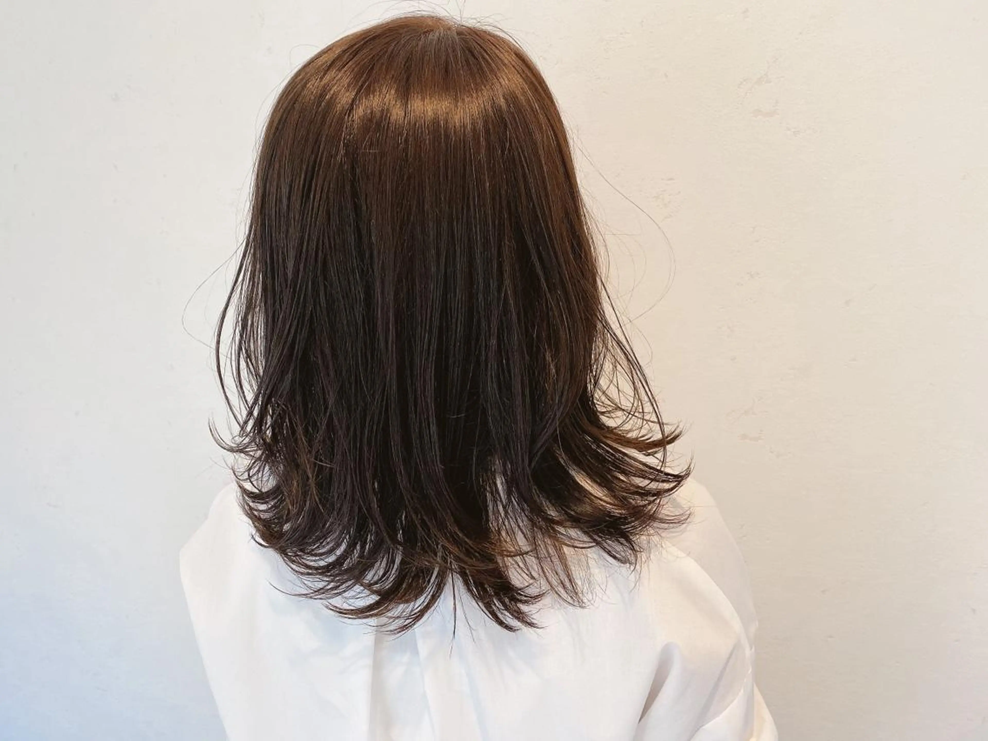 ミディアム カラー 伊藤 さやかのヘアスタイル