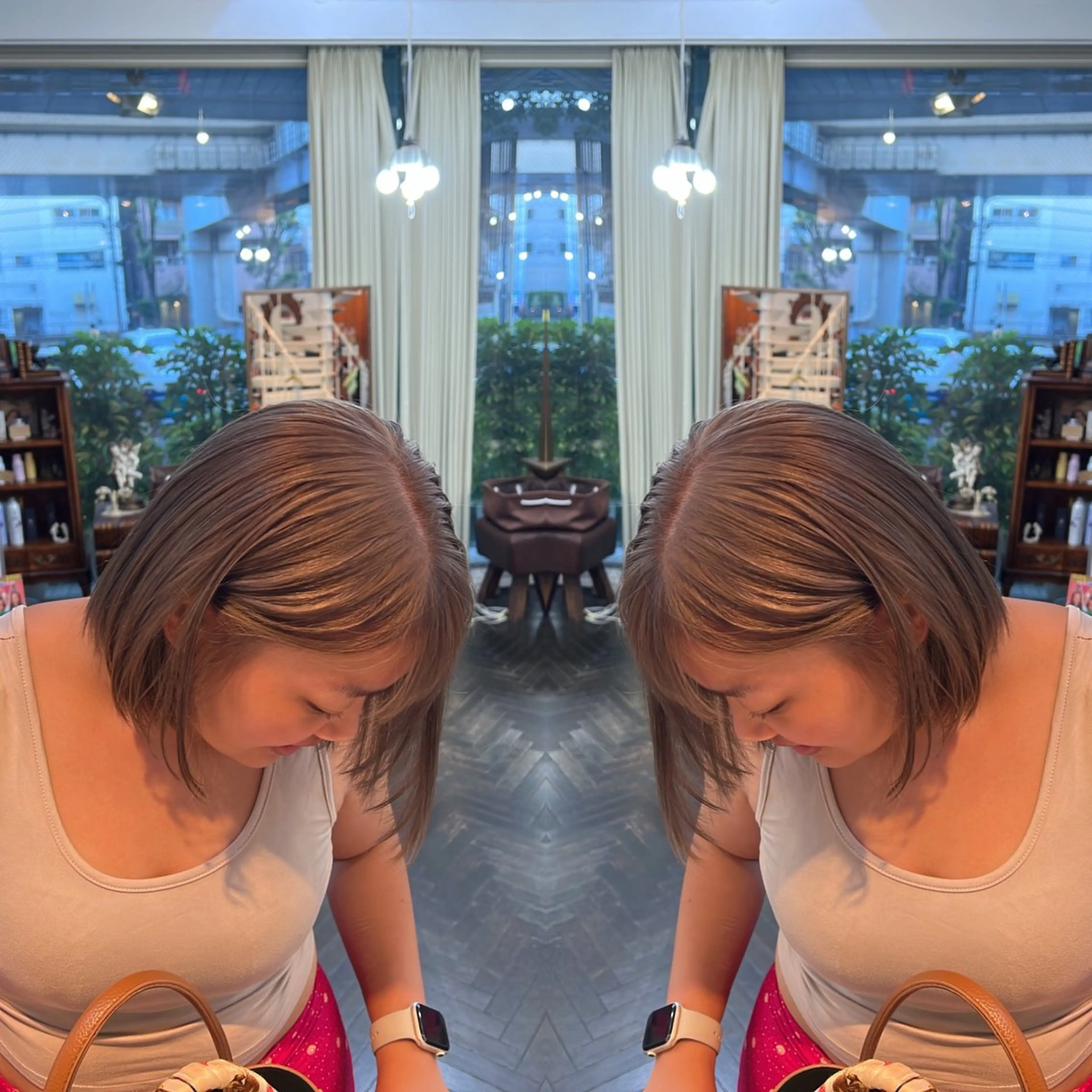 ショート カラー ハイライト/レイヤー /ハイトーン/AOIのヘアスタイル