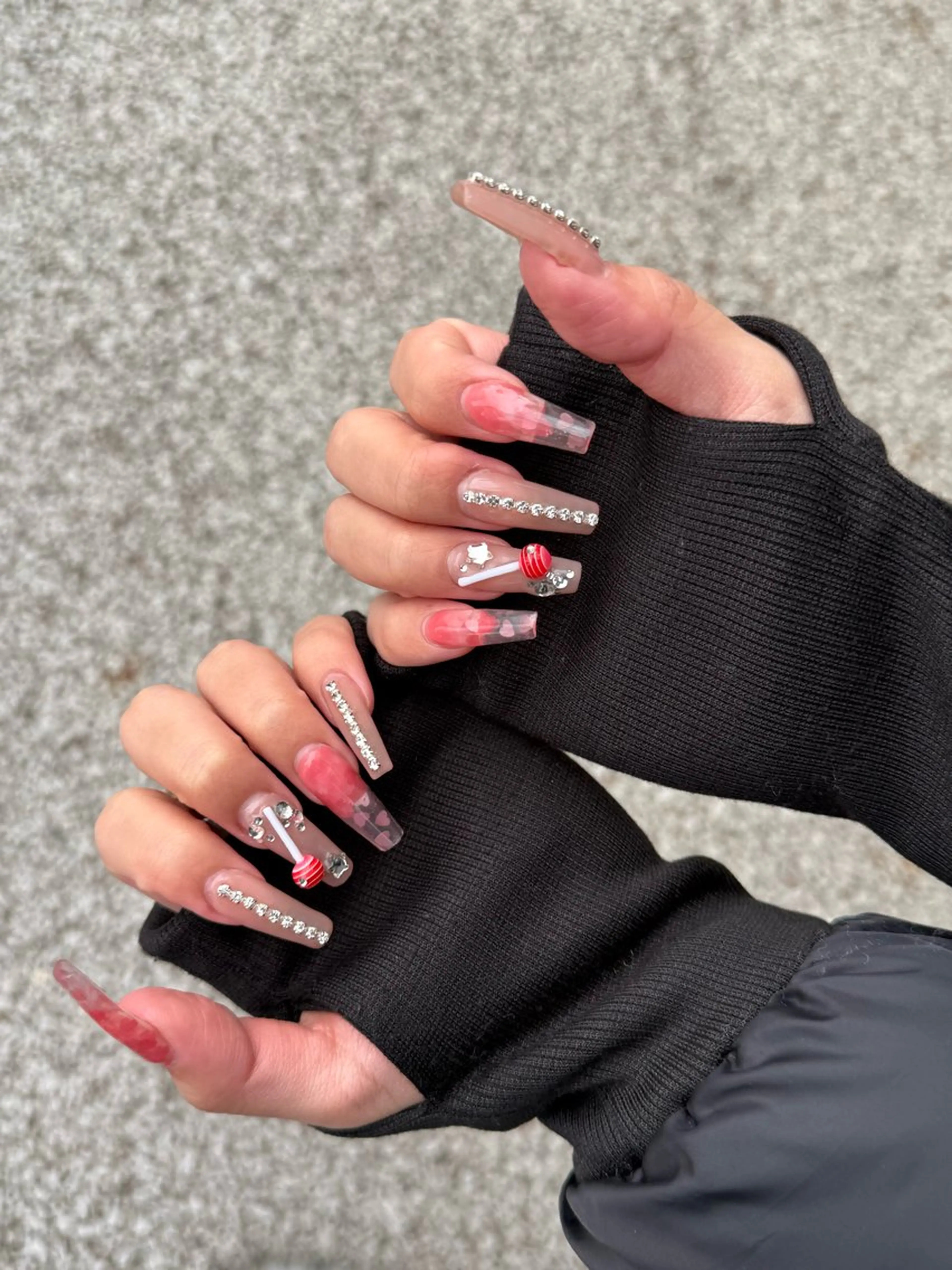 ネイル GO TODAY シェアサロン 渋谷Amiu店所属・渋谷ネイル🎀 y2k/海外ネイルのネイルデザイン