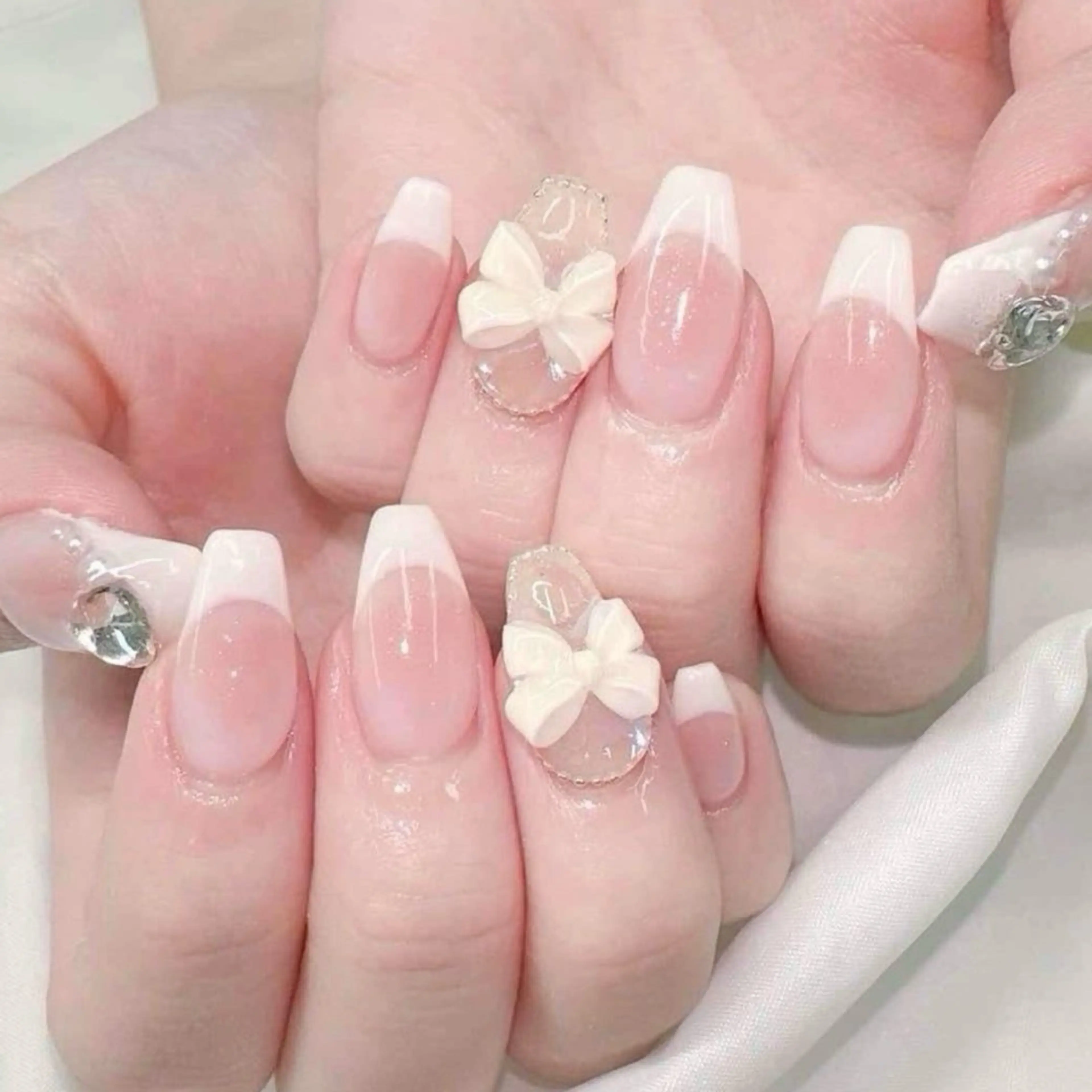 ネイル 成人式 ジェルネイル ロングネイル マグネットネイル ミディアムネイル ハンドネイル MoMoA Nail ネイル長さ出し専門店のネイルデザイン