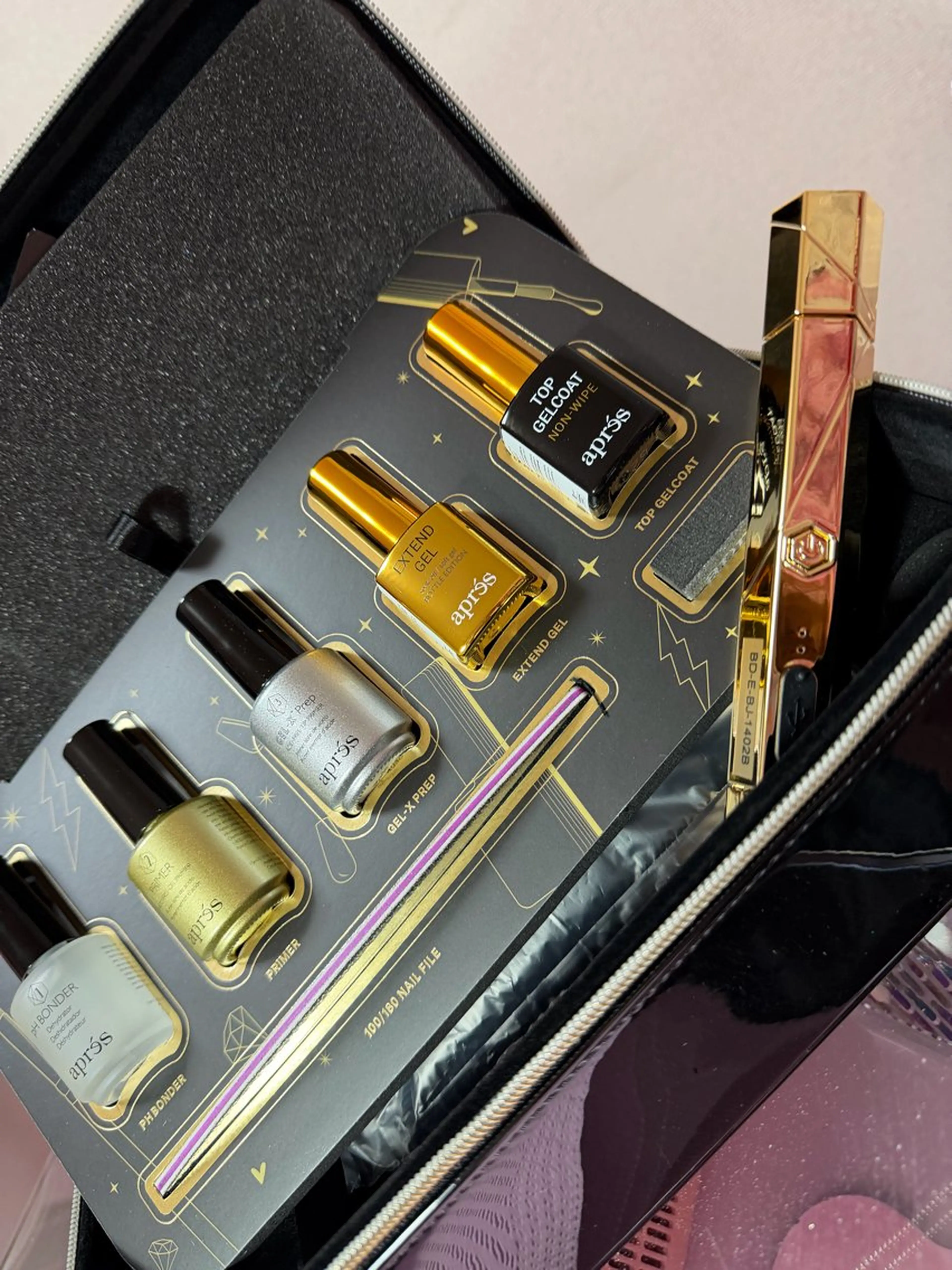 ネイル ネイルチップ ハンドネイル Glossy -miyoのネイルデザイン