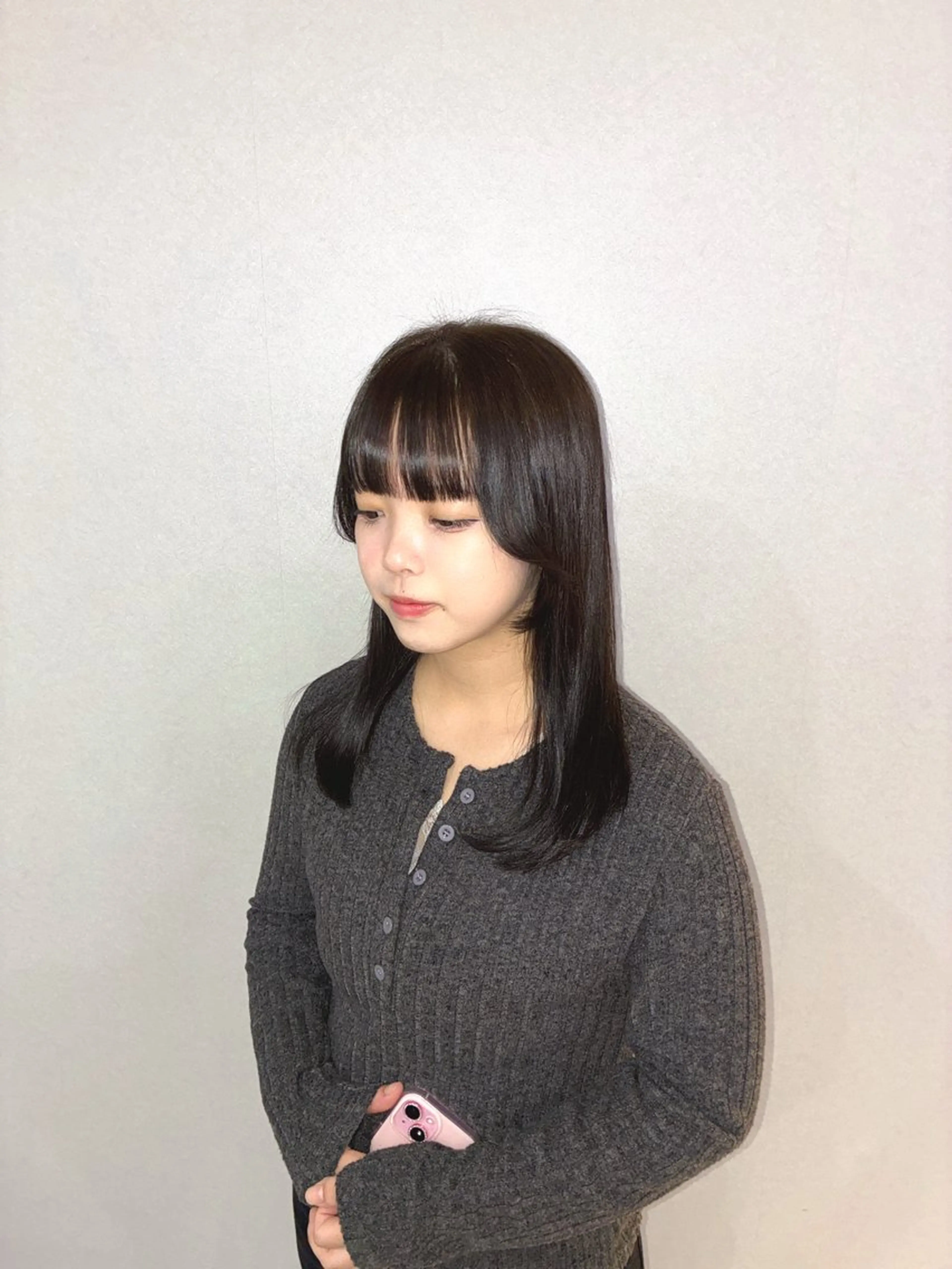 カラー 透明感カラー グレージュ ハナダ メイのヘアスタイル