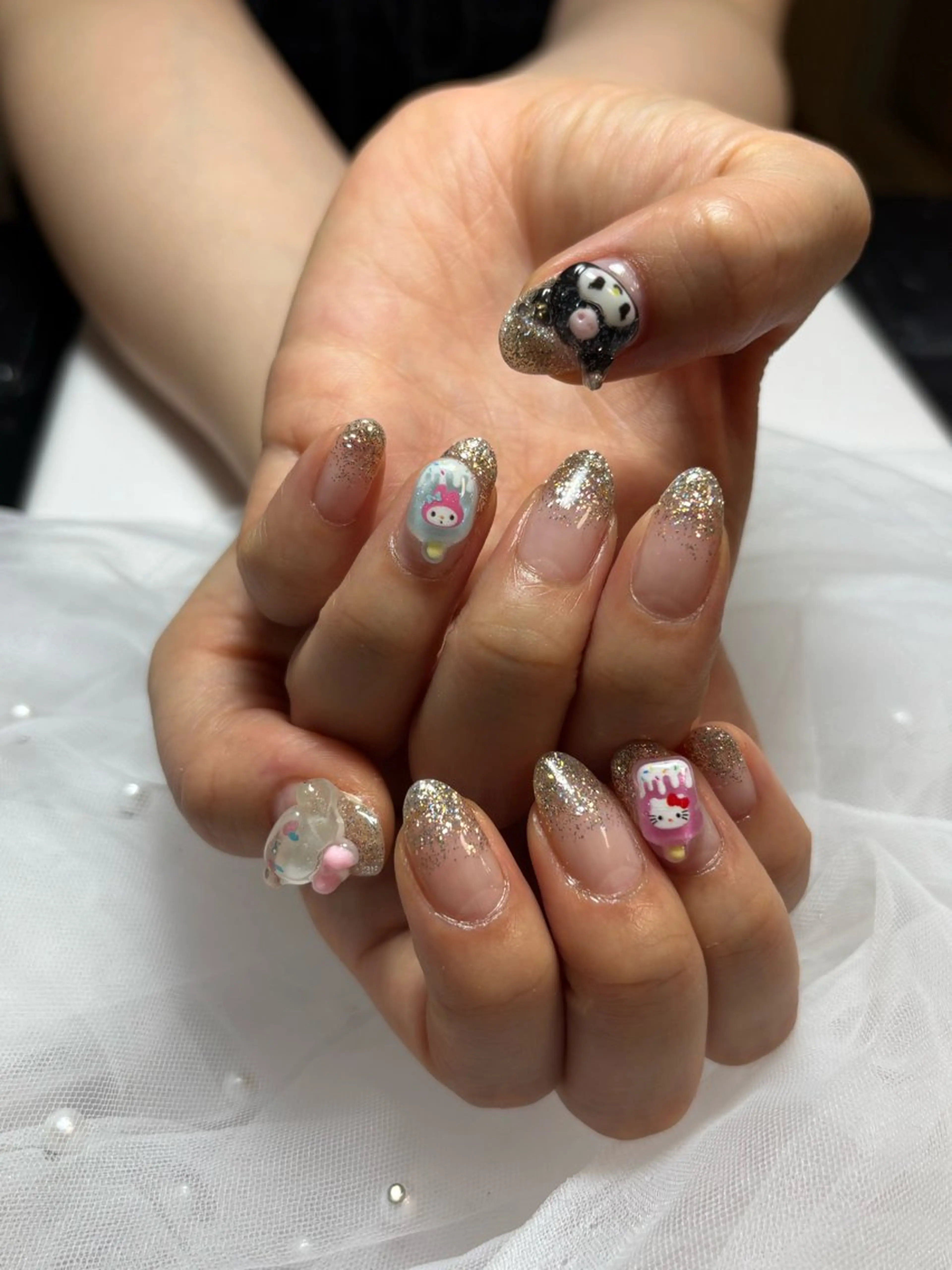 ネイル 三本 綾奈のネイルデザイン