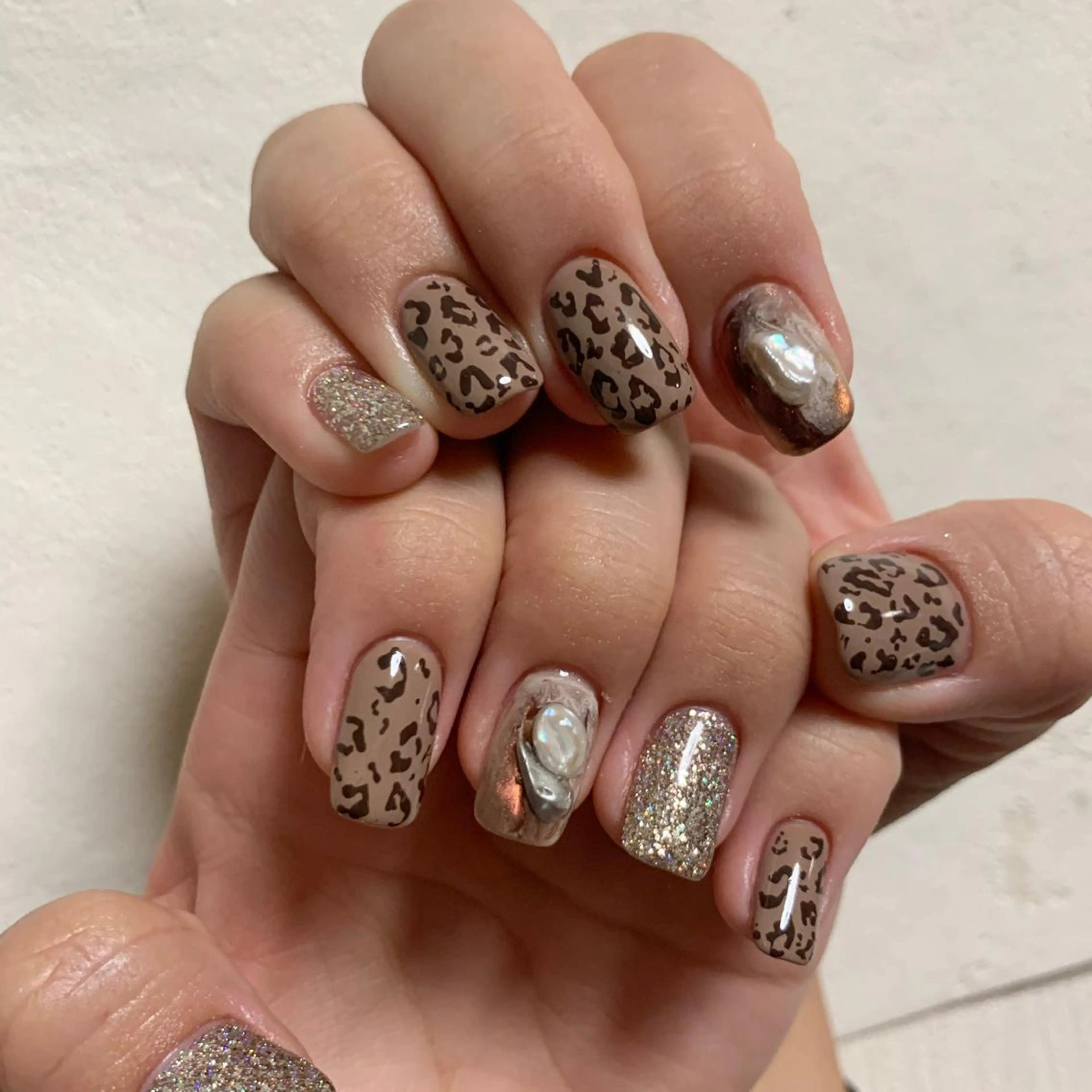 ネイル 里見 麗のネイルデザイン