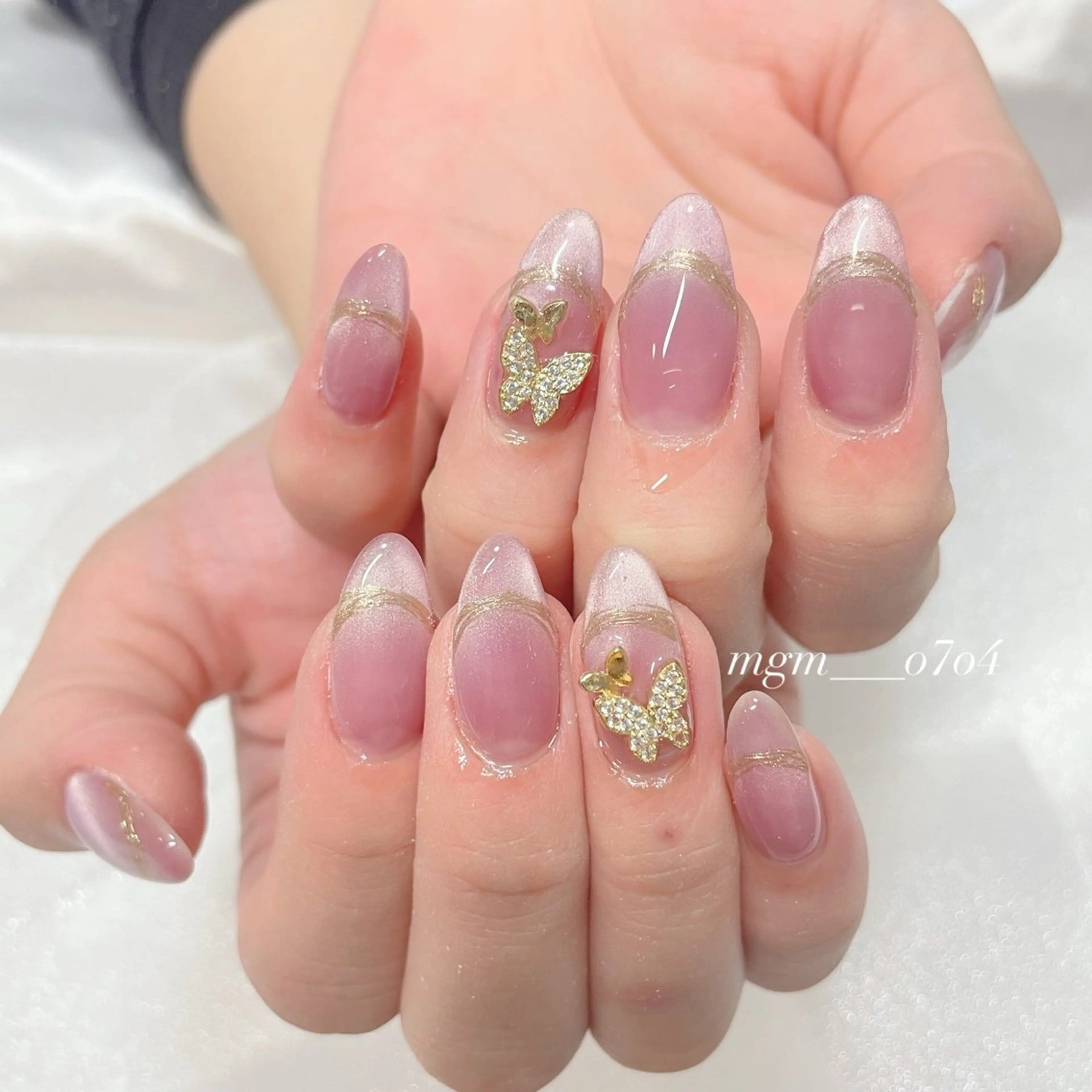 ネイル ハンドネイル ハンドケア MoON...❤︎ MeGuのネイルデザイン