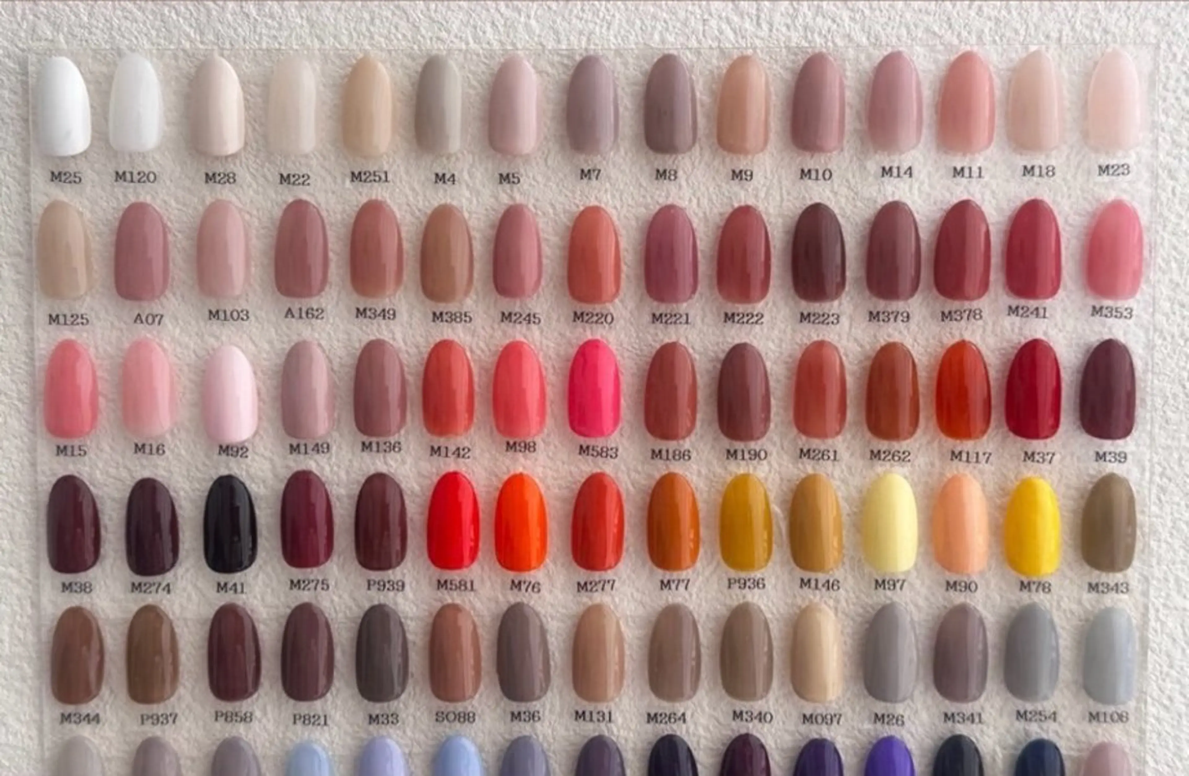 ネイル Luana /Anjuのネイルデザイン