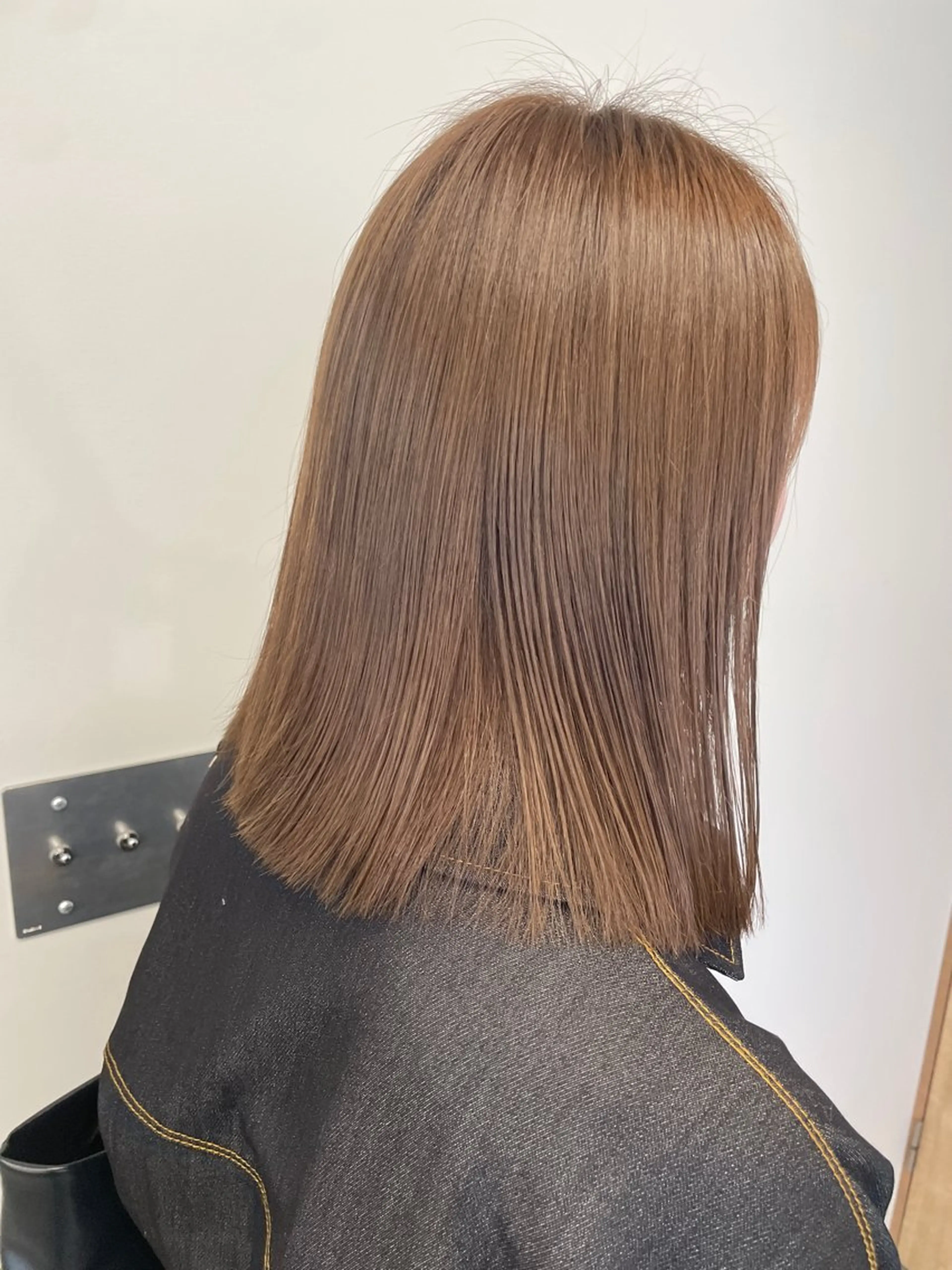 ミディアム カラー アッシュ ベージュカラー 🫧透明感カラー/ ボブ/小笠原汐海🪽のヘアスタイル