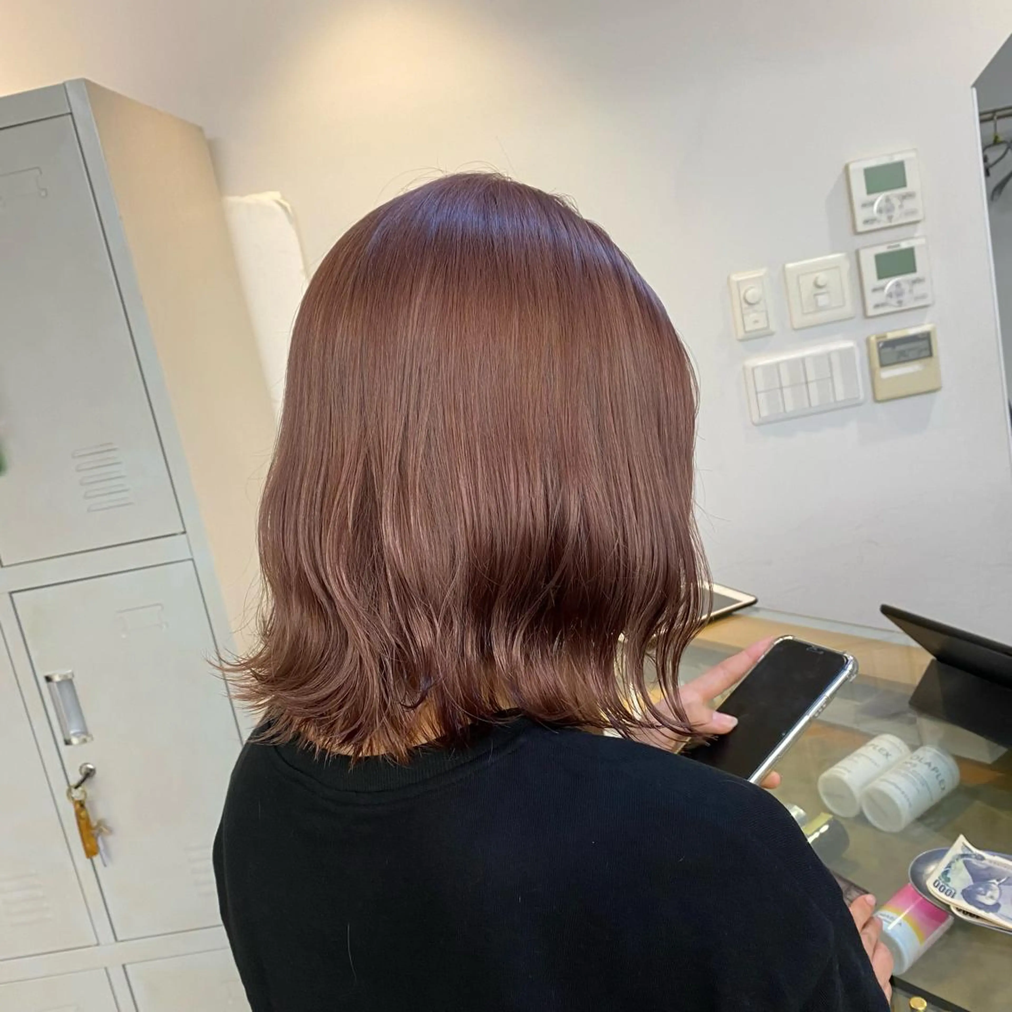 ミディアム カラー パーマ ヘアアレンジ メンズ キッズ ネイル マツエク・マツパ アイブロウ 暖色系/透明感 治野心のヘアスタイル