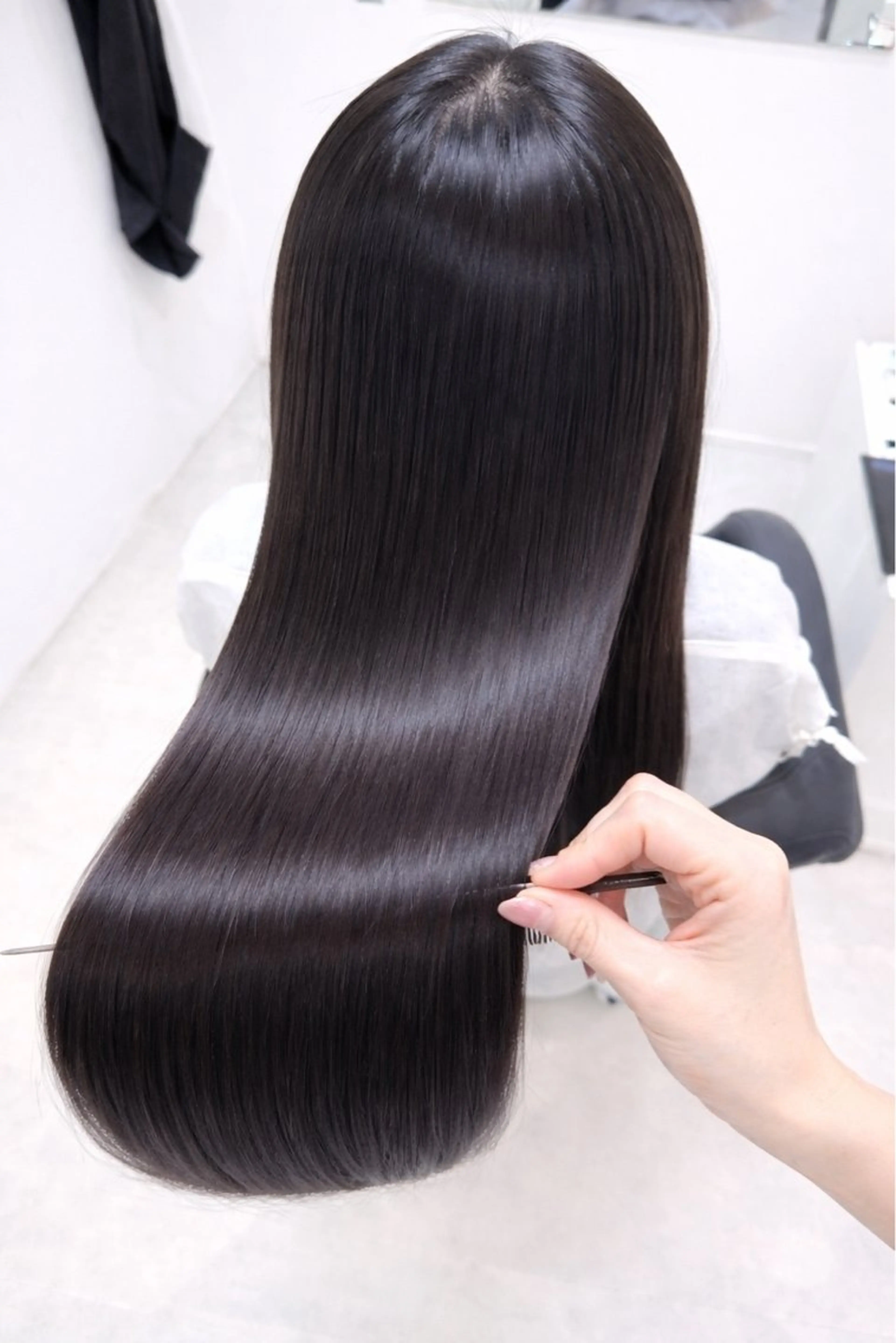 セミロング 縮毛矯正 トリートメント Emuest心斎橋 SAKIのヘアスタイル