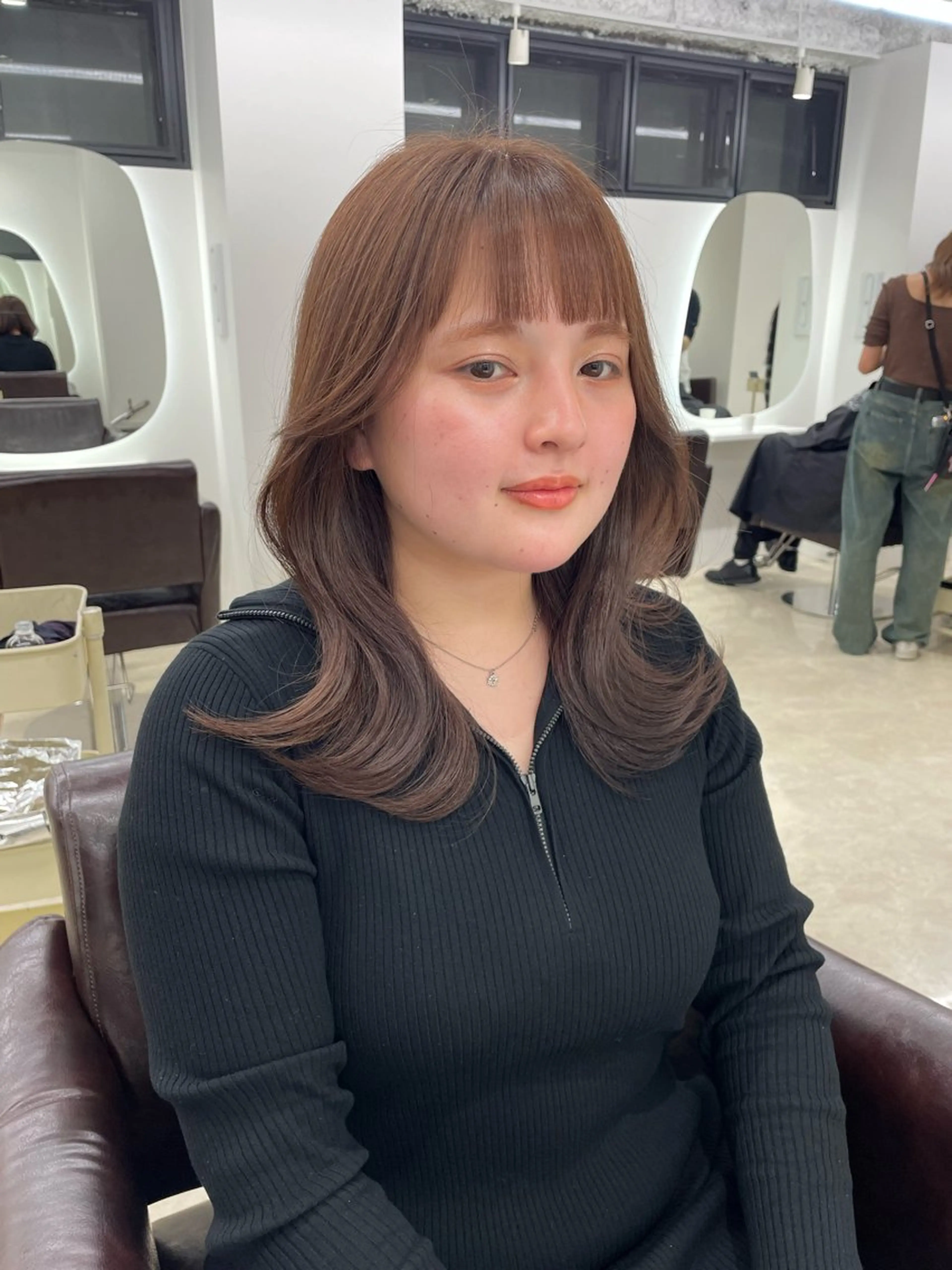 セミロング カラー カット ヘアカラー トリートメント ヘアセット 新宿/韓国ヘア/ 髪質改善ストレートのヘアスタイル