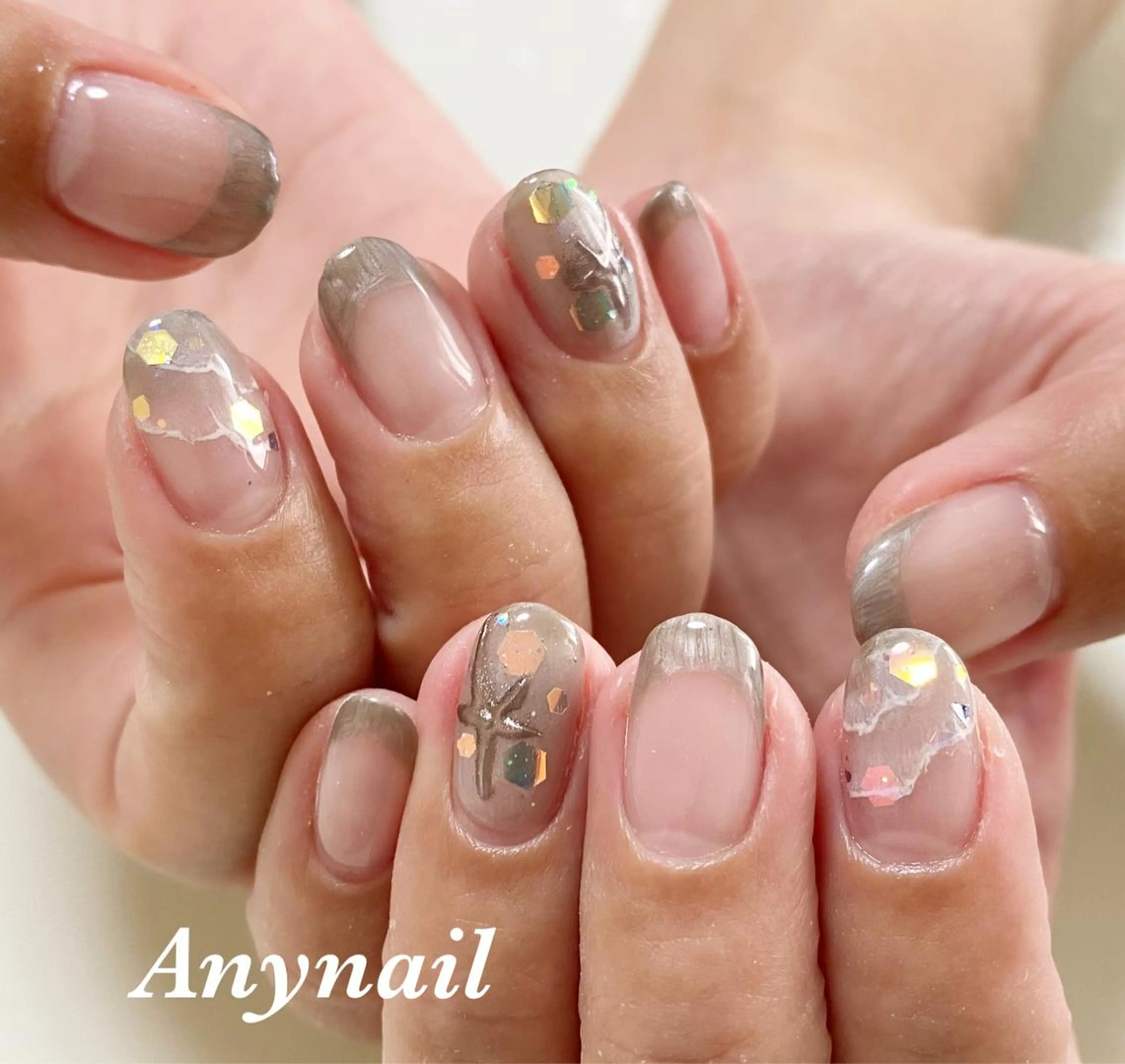 ネイル アートネイル オーロラネイル ブルー フレンチネイル ホログラムネイル ハンドネイル 岩澤 恵子のネイルデザイン