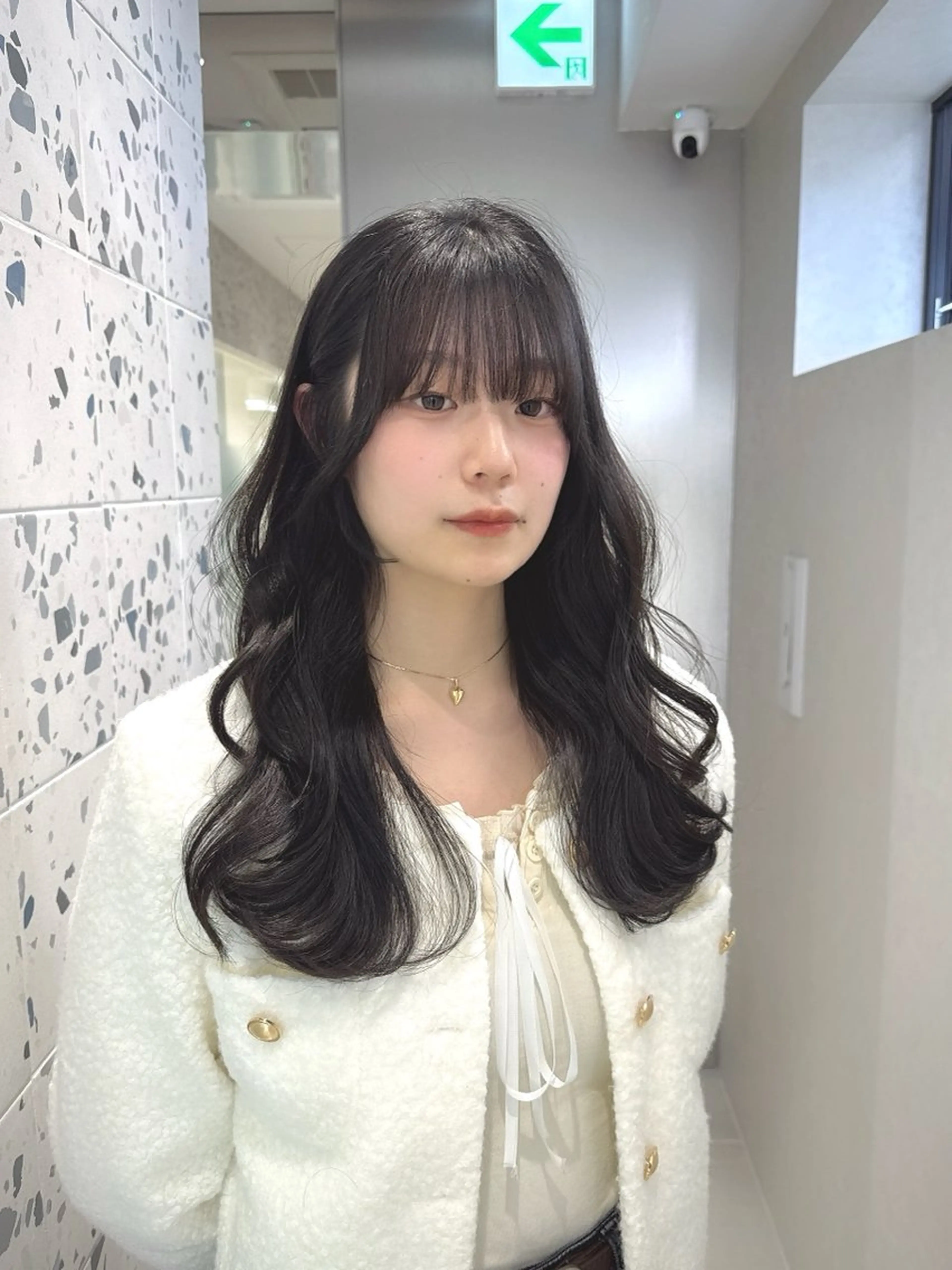 セミロング カラー グレージュ カット ヘアカラー トリートメント 矢野 晃平のヘアスタイル