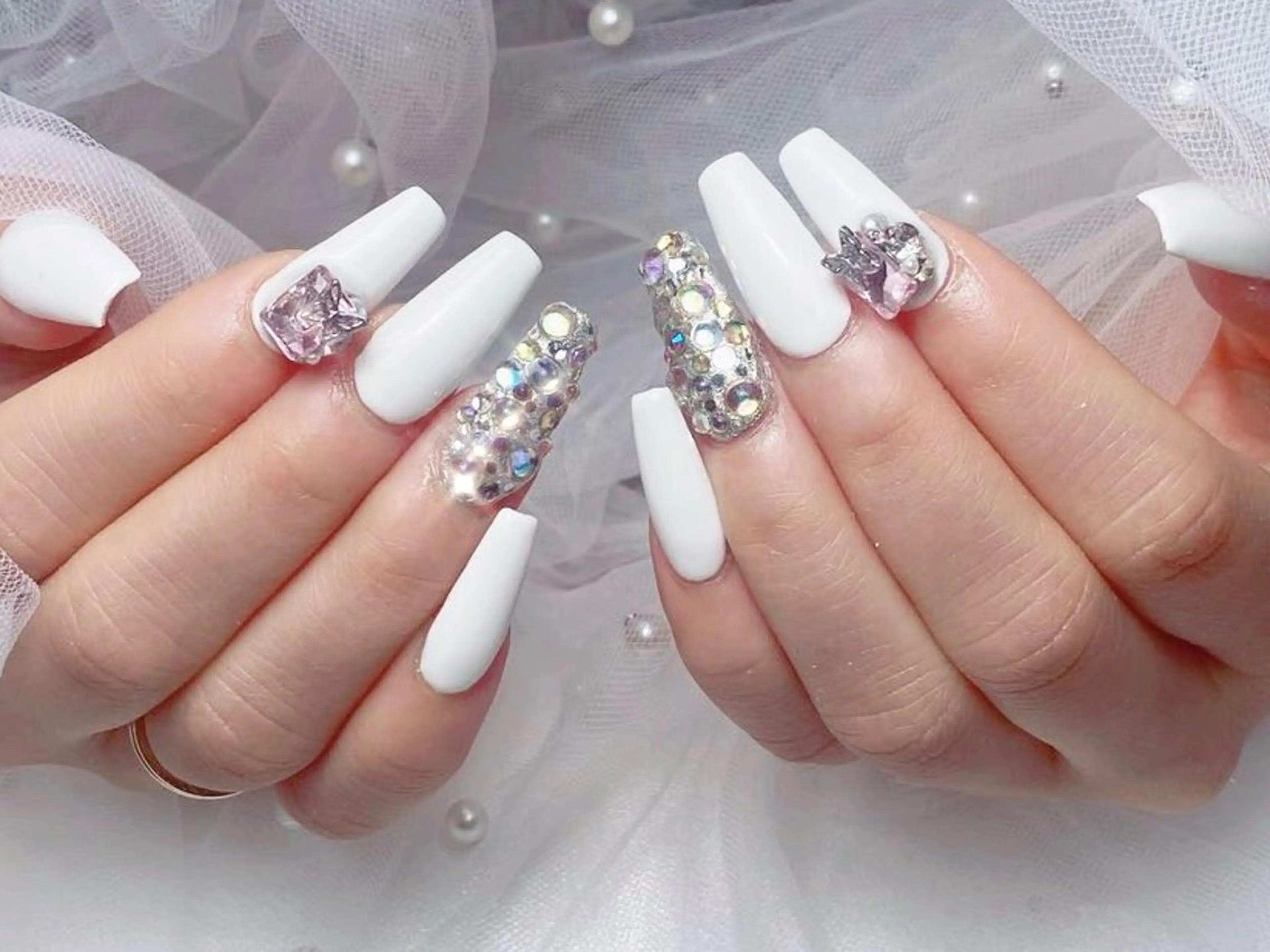 ネイル フレンチネイル ジェルネイル ハート 韓国ネイル マグネットネイル ハンドネイル ネイルサロン lotusのネイルデザイン