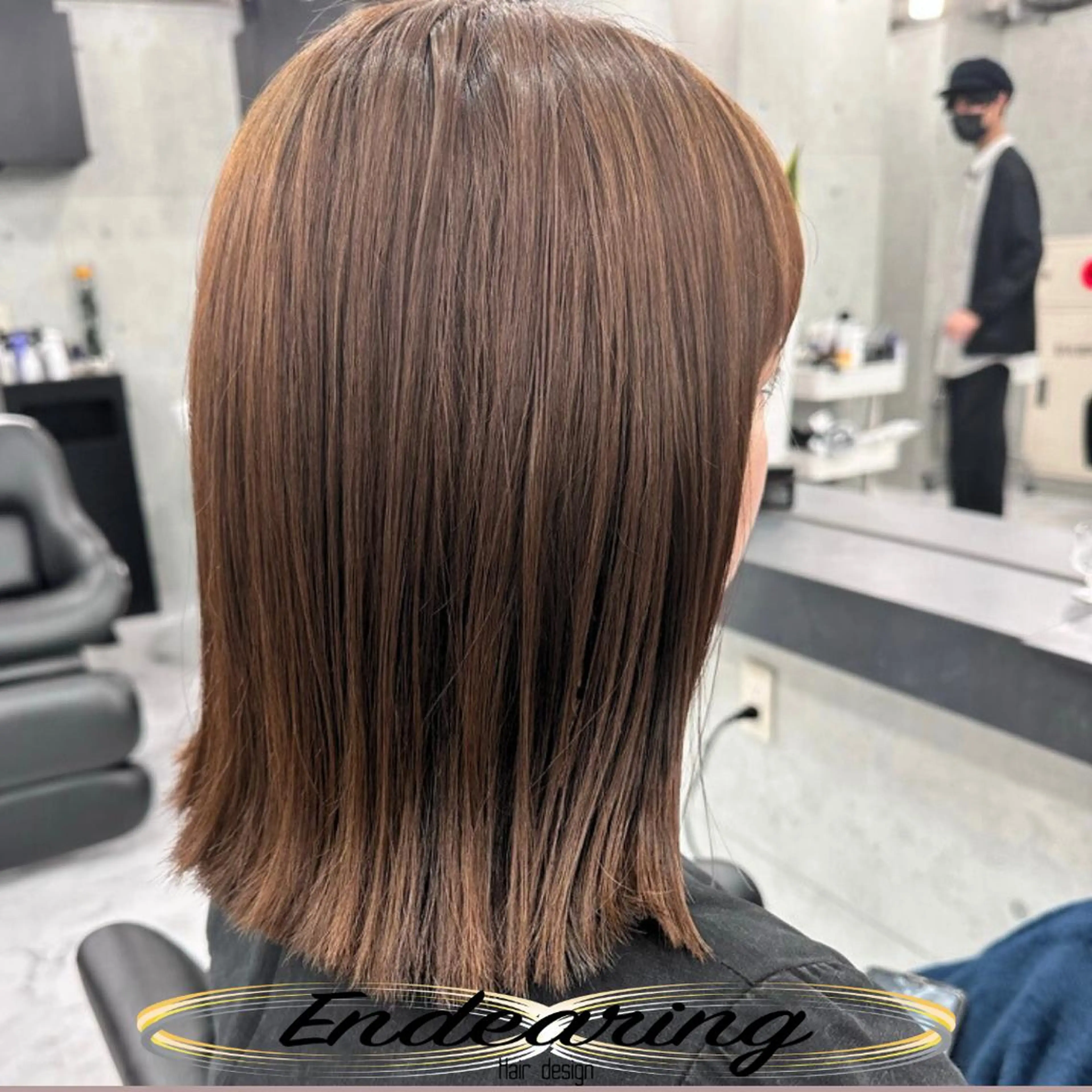 ミディアム くびれヘア 小顔カット 外ハネヘア カット ヘアカラー Endearing 銀座/レイヤーカットのヘアスタイル