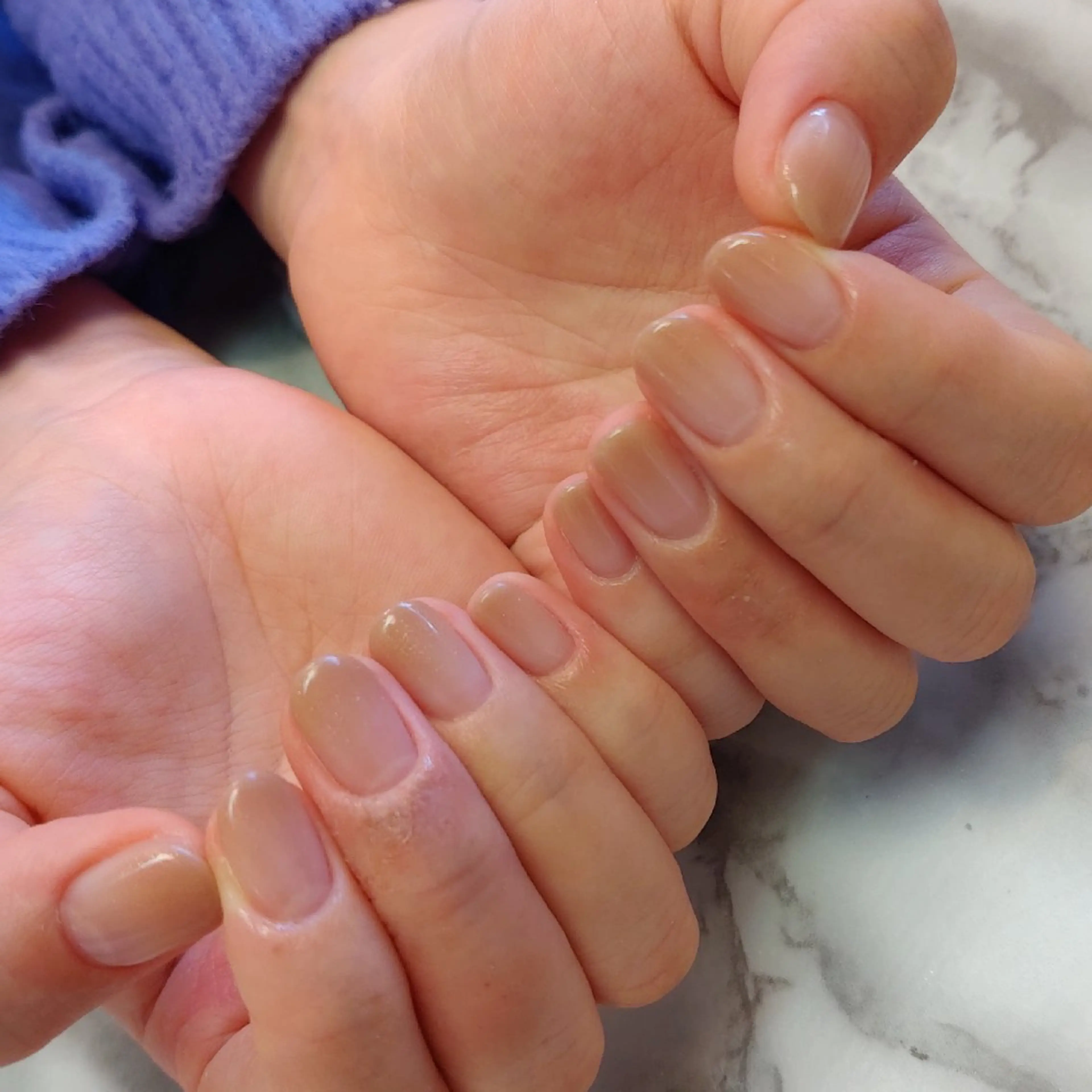 ネイル グラデーション ジェヌインネイル 河内のネイルデザイン